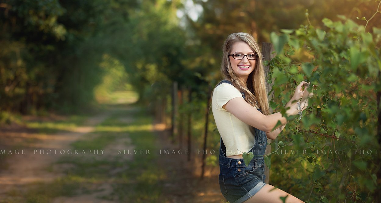 Magnolia High School Senior Girl Country