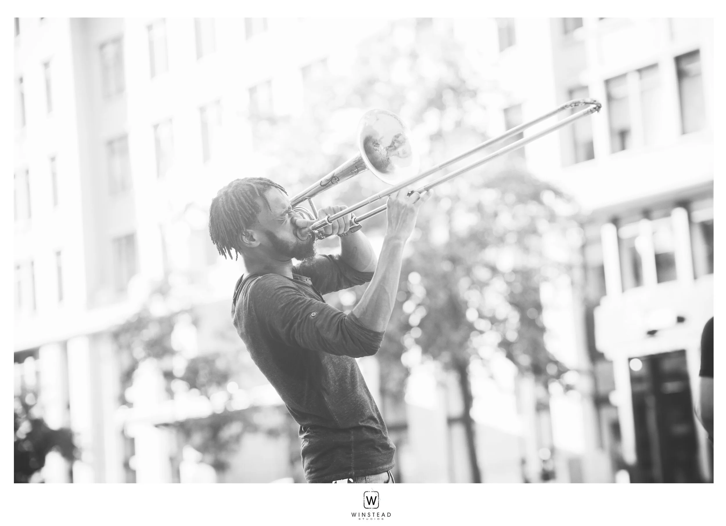 Street-Performer-3.jpg
