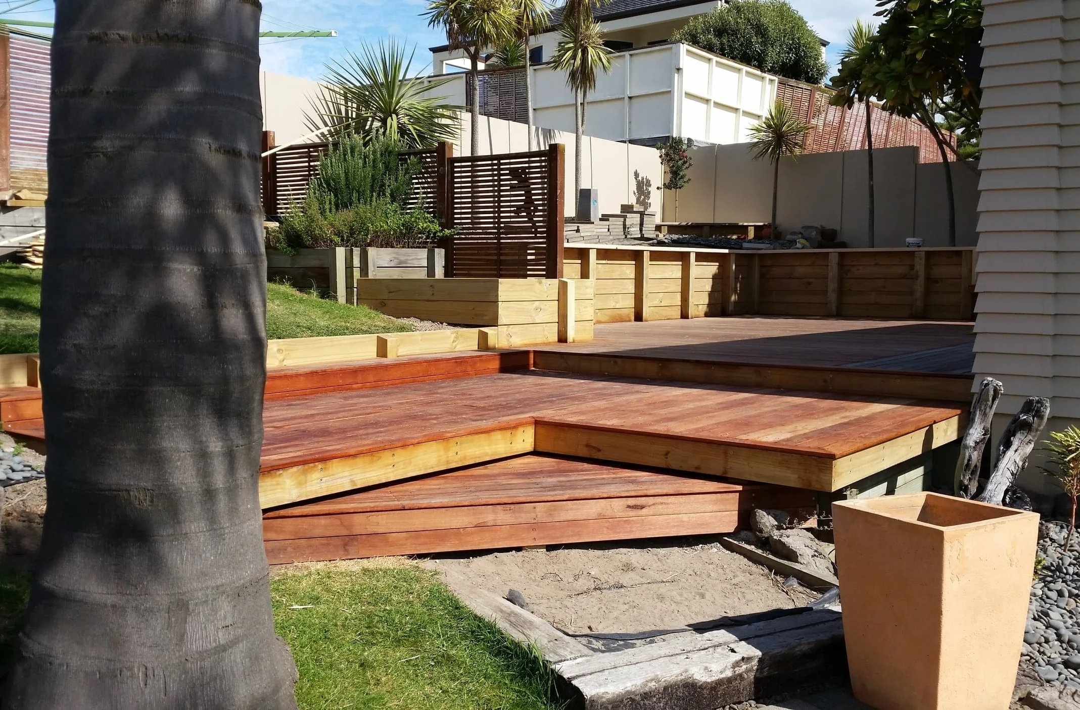 Multi-level decking