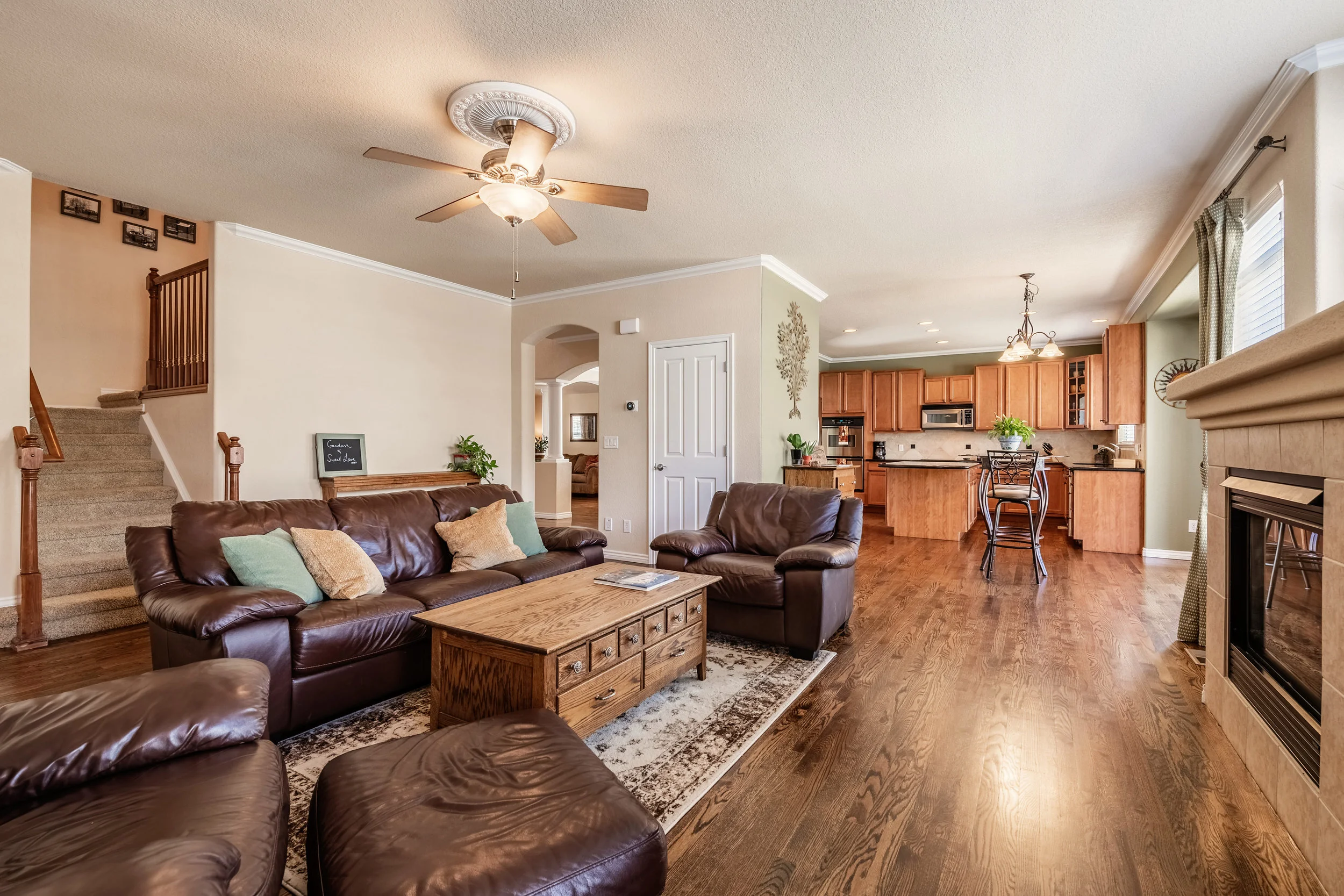 14113 Roaring Fork Cir-print-021-24-Family Room-4200x2800-300dpi.jpg