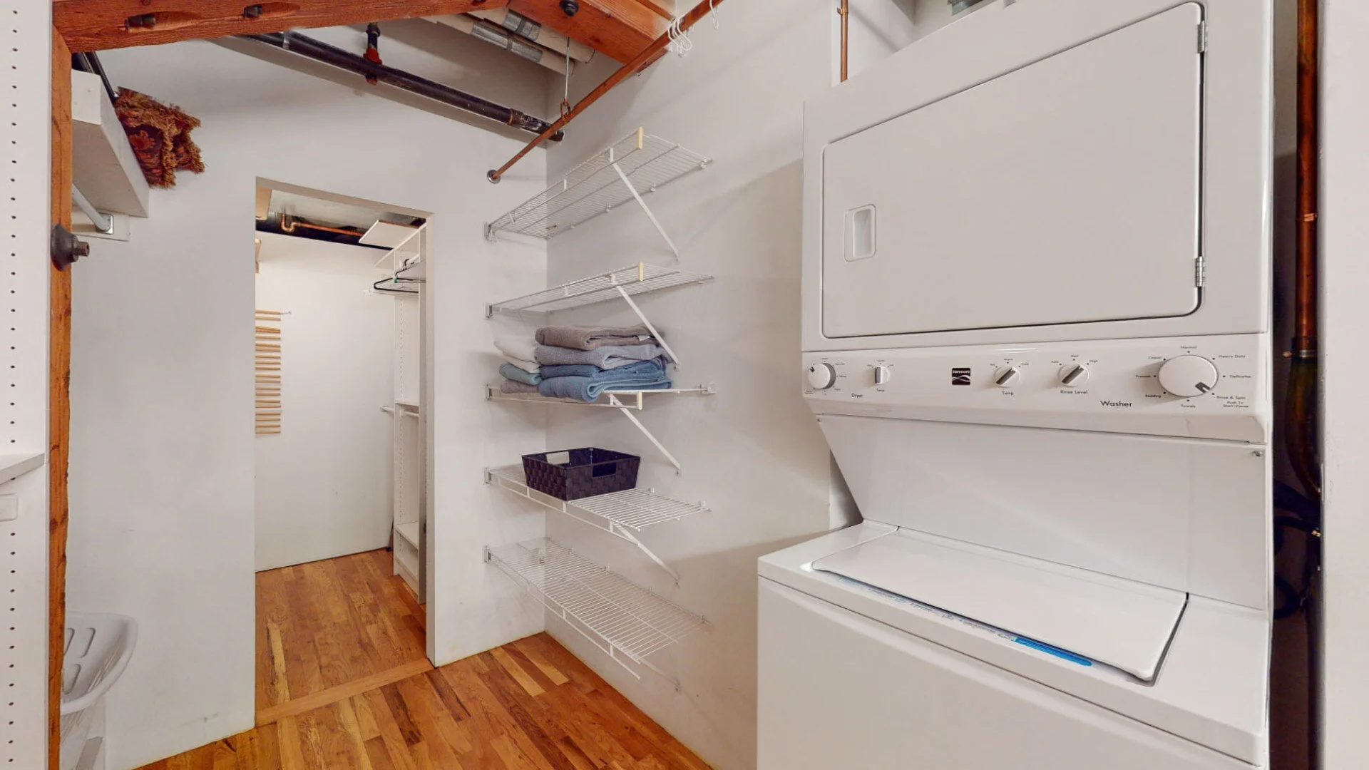 24 - Laundry.jpg