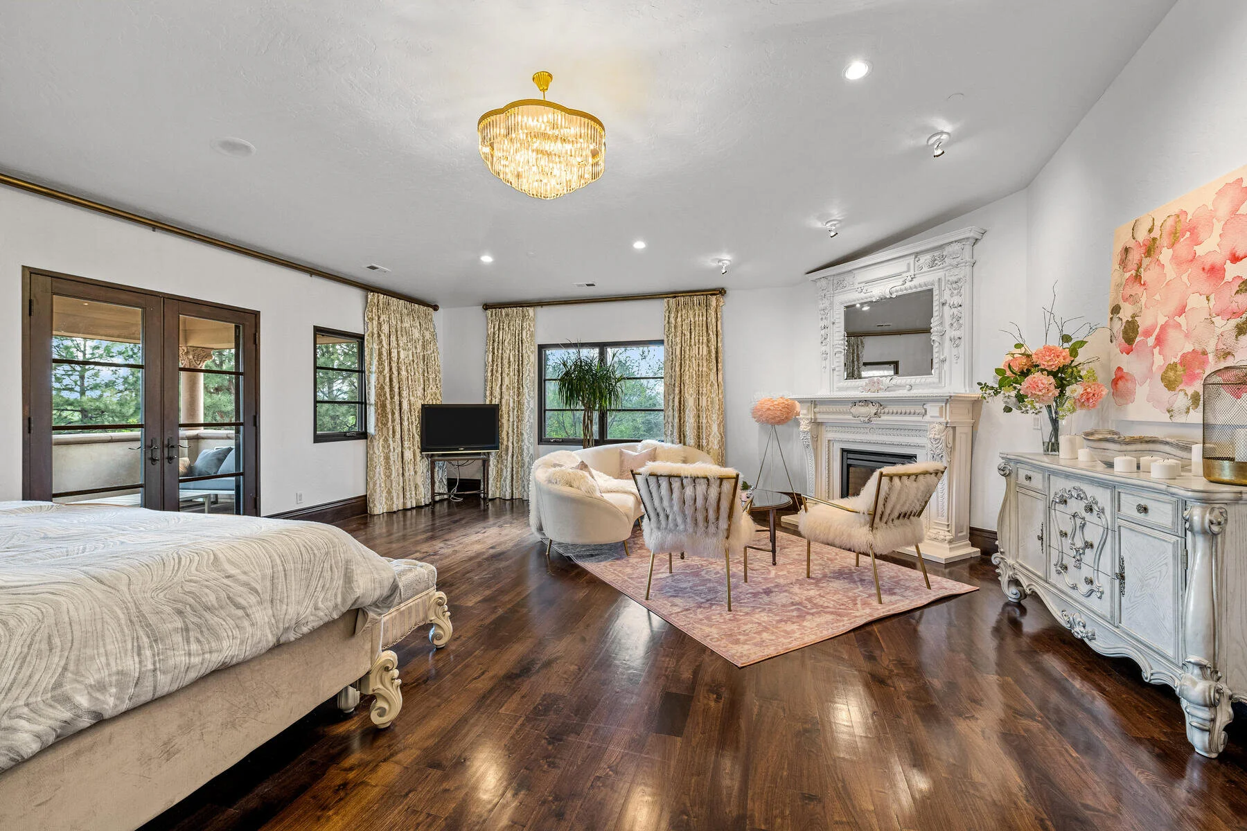 8 Churchill Dr Englewood CO 80113 USA-088-246-Upper Level Primary Bedroom-MLS_Size.jpg