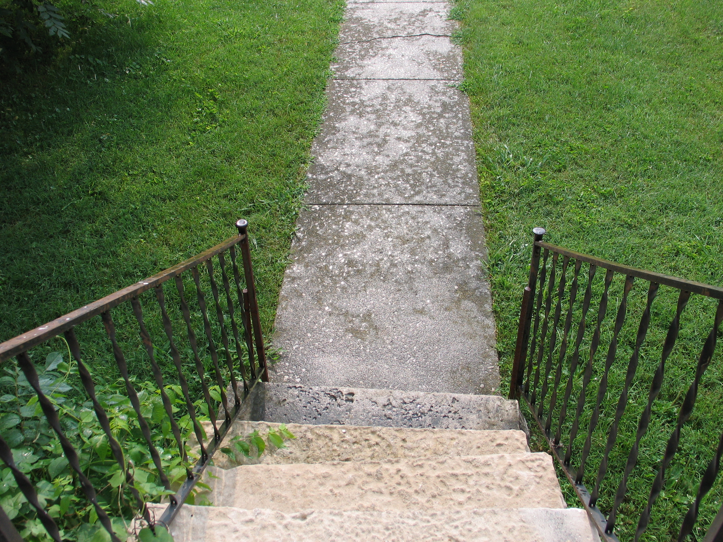 1321-stairs1.JPG