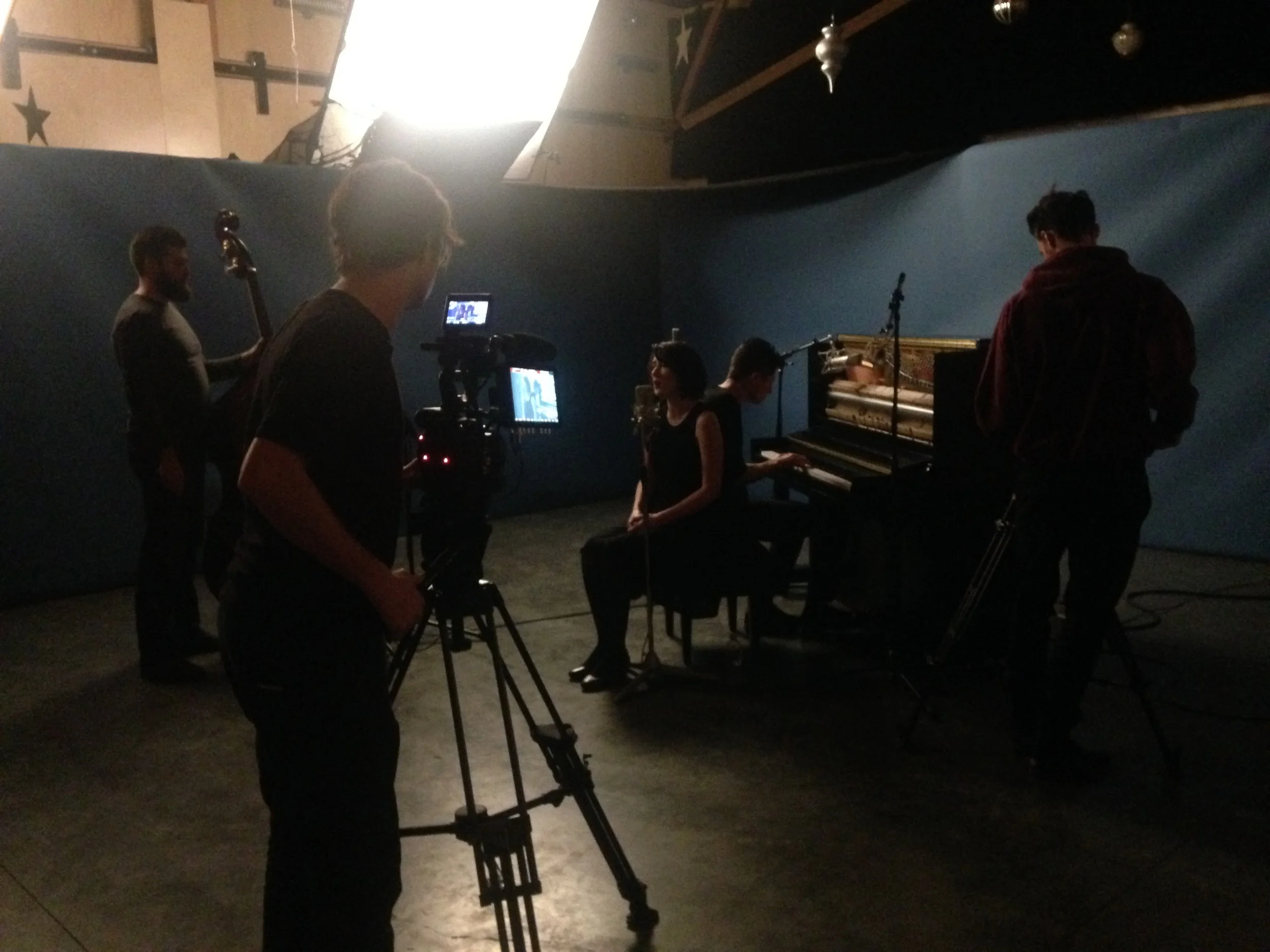 Behind the Scenes of my New Music Video! 