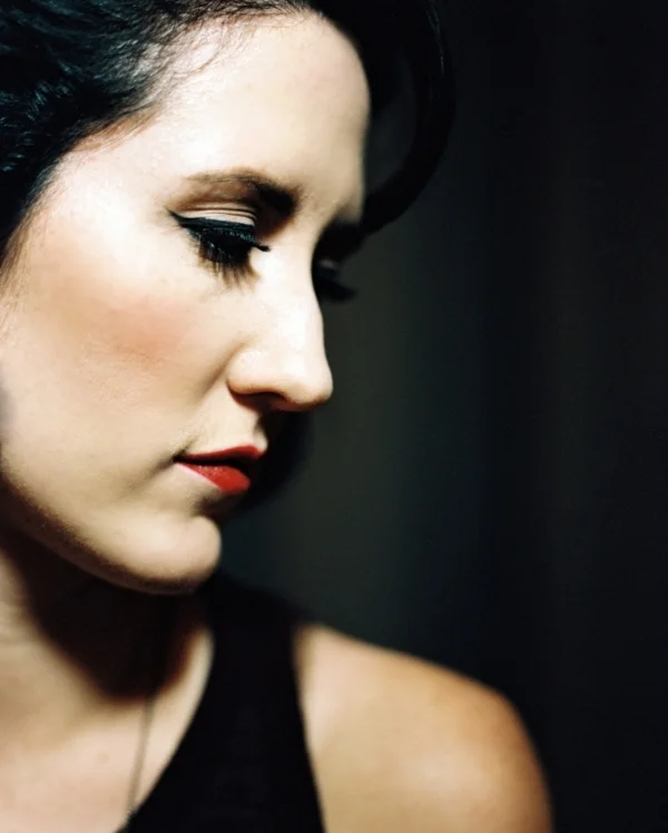 Singer lets emotions fly in new single