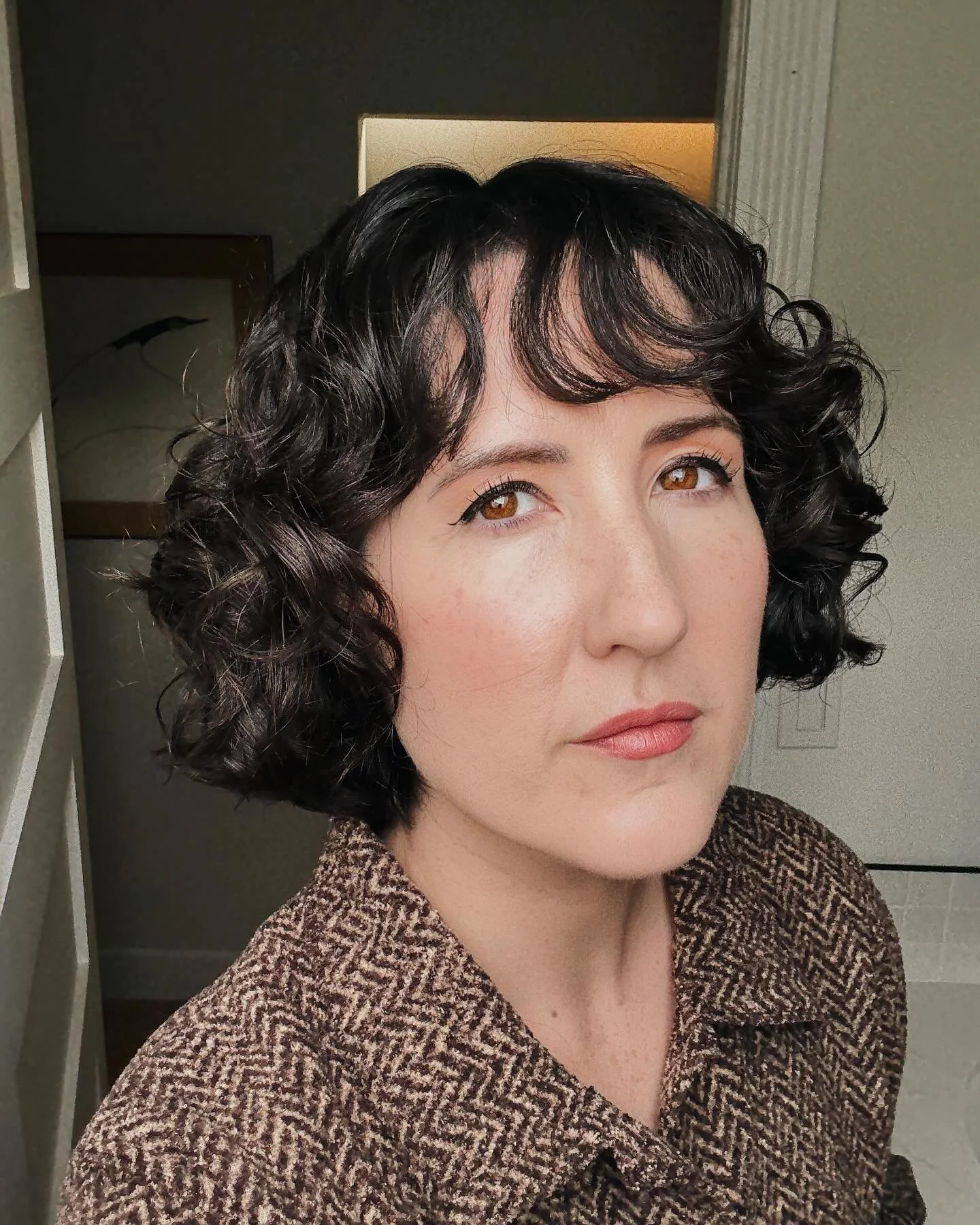 A lovely new ✂️ by @patricia.at.weekly feat. my natural curls 🌹 #vintagestyle #curls