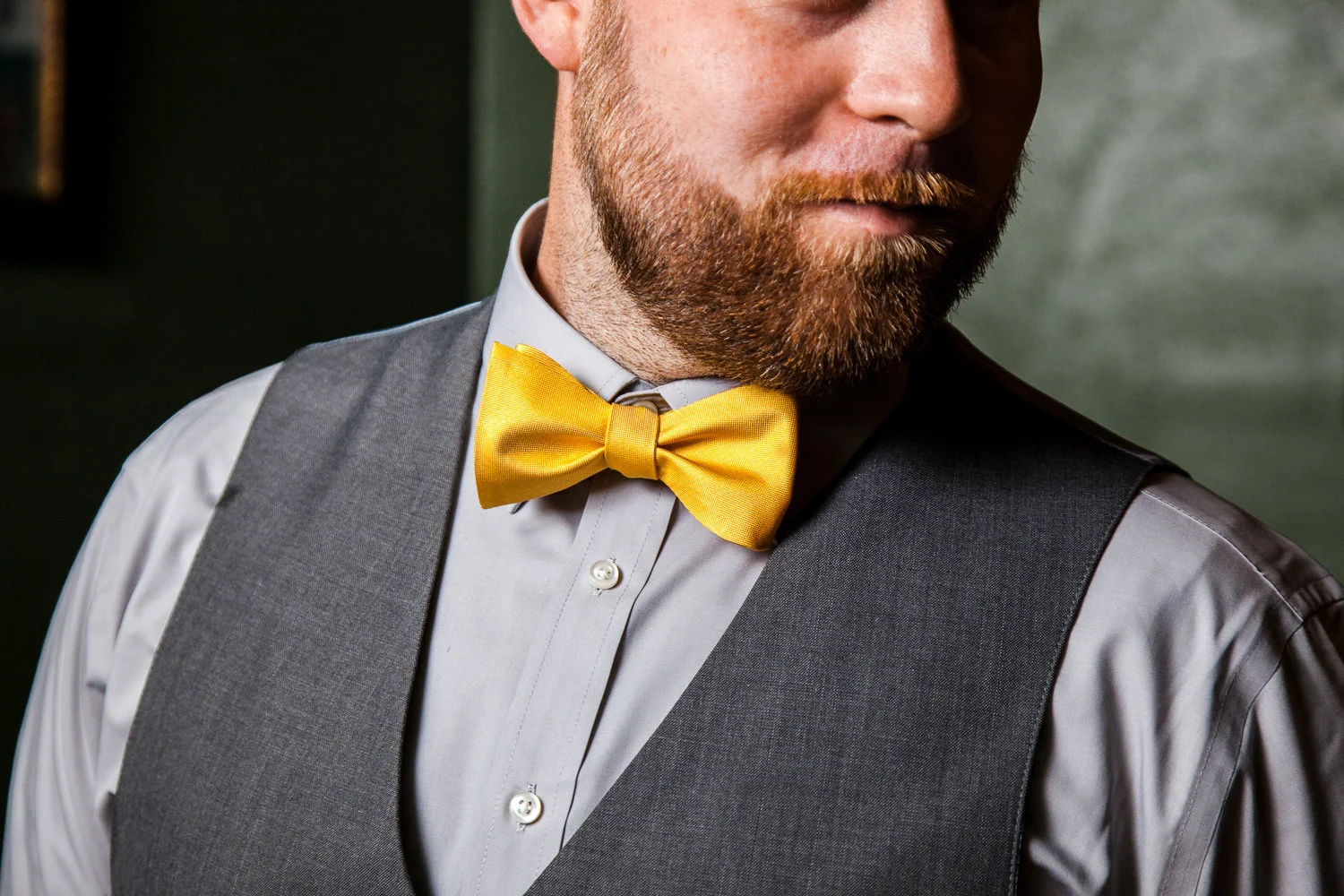 Bowtie-groom-brick-Wedding-spencer-wallace-photography-seattle.jpg