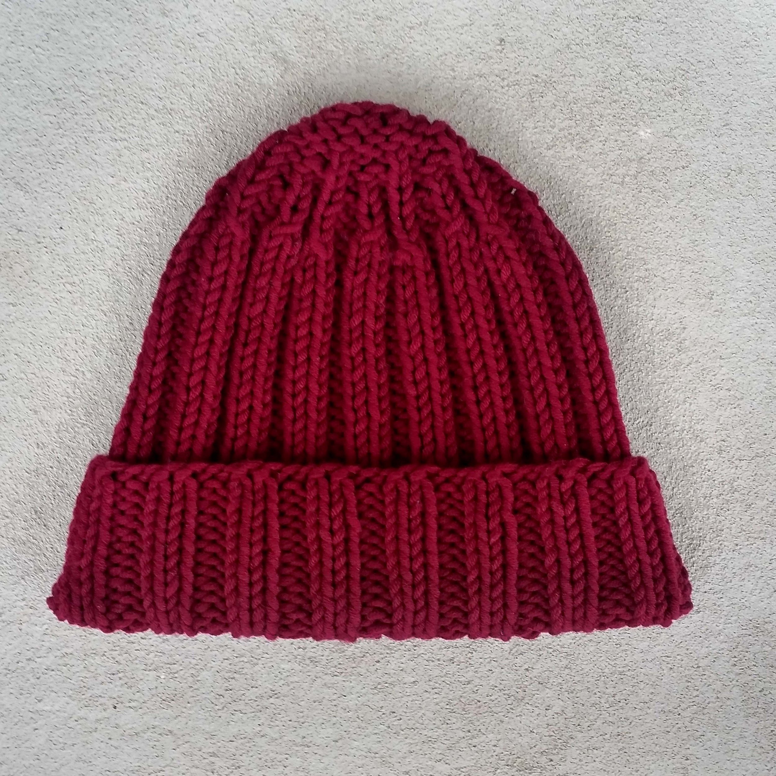 Cappello bordeaux.jpg