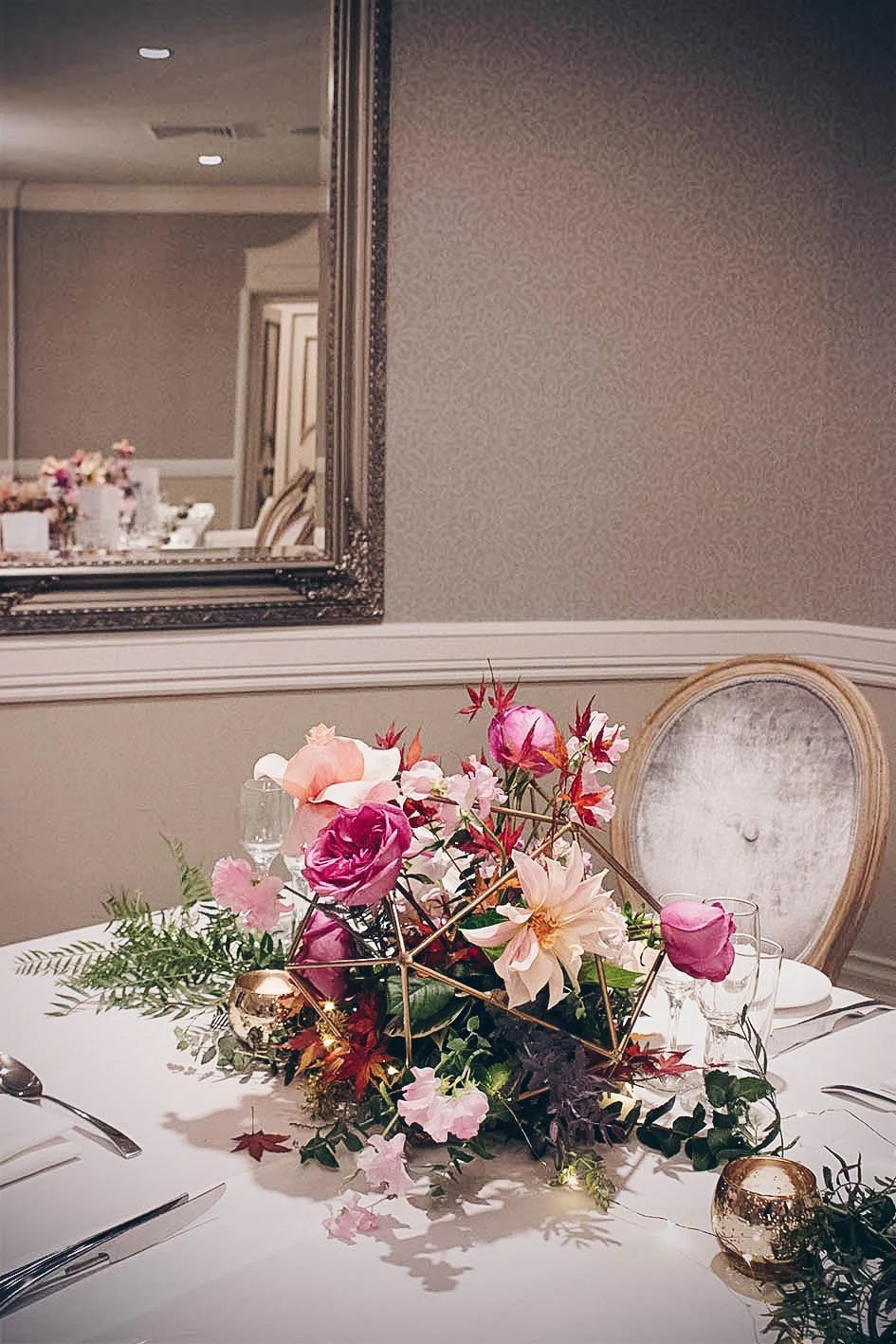sydney-event-oatlands-house-flowers-table-centrepieces-arrangements.jpg