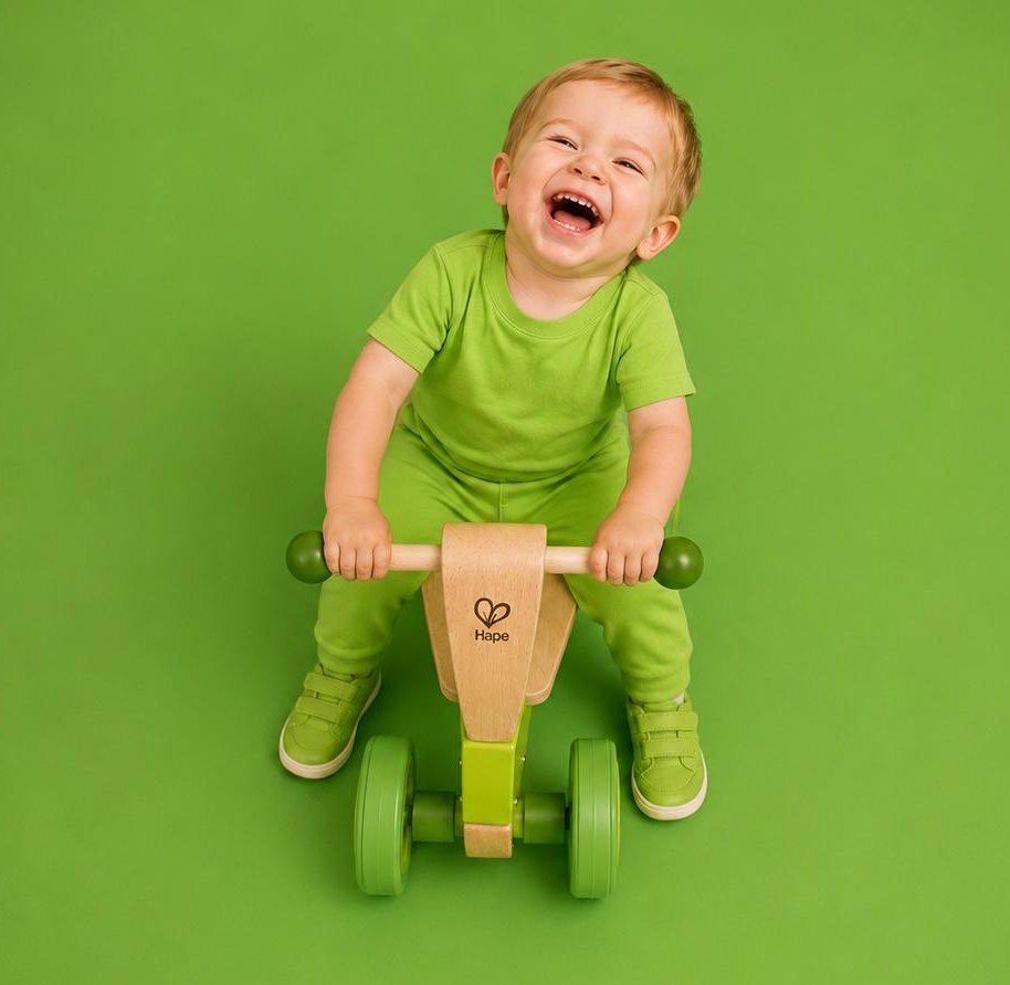 Hape Scoot Around Ride-on