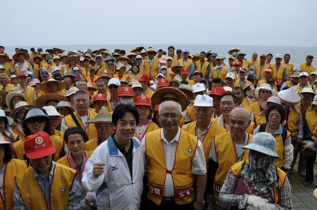 101.4.14 安平區觀夕平台淨灘活動