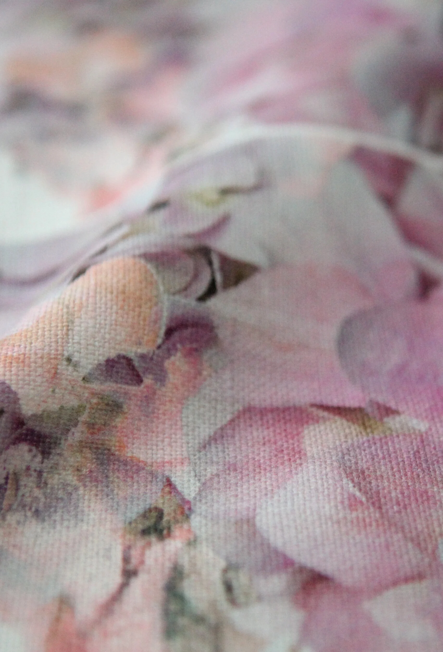 Pink Hydrangea Linen | Cottage Interiors | Luxury Linen Floral Fabric | Pink Floral Fabric | Pink Hydrangea Fabric | Luxury Fabric Sample
