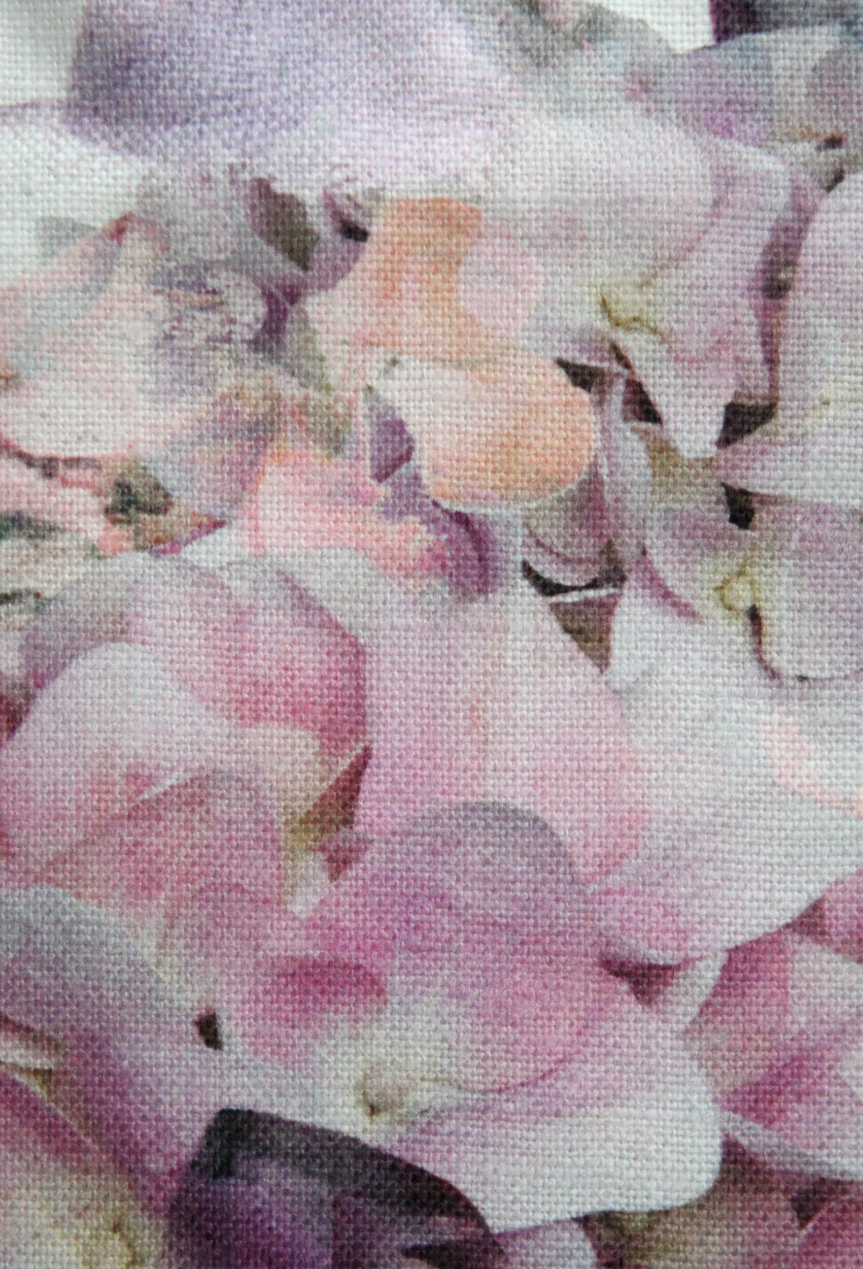 Pink Hydrangea Linen | Cottage Interiors | Luxury Linen Floral Fabric | Pink Floral Fabric | Pink Hydrangea Fabric | Luxury Fabric Sample