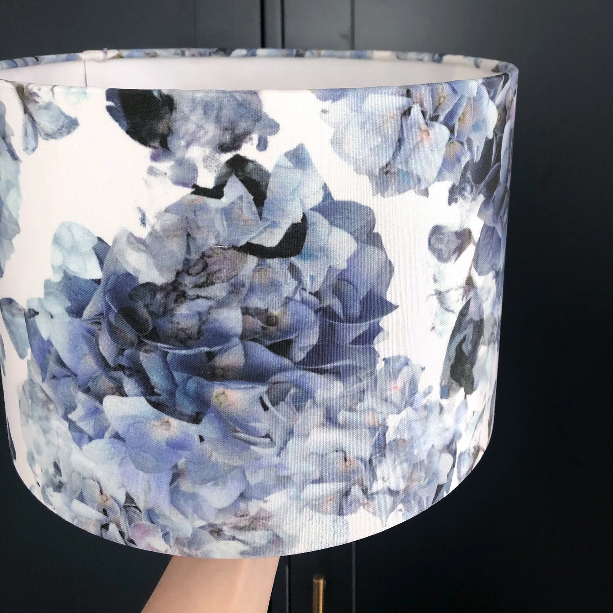 lampshade_blue_hydrangea_web2.jpg