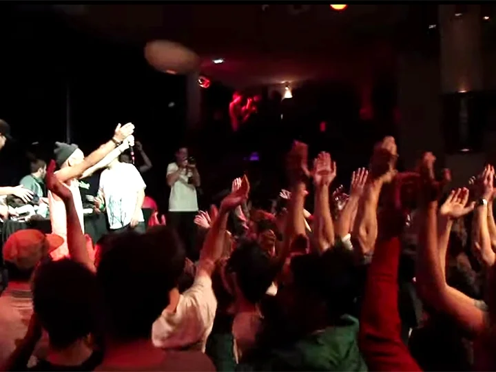 SURE_MESURE_LIVE_THUMB.jpg