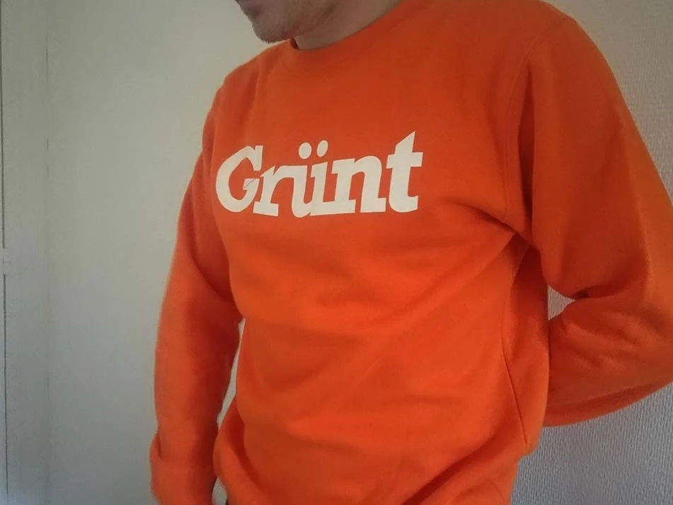 Sweat%2Borange%2Bcapuche.jpg