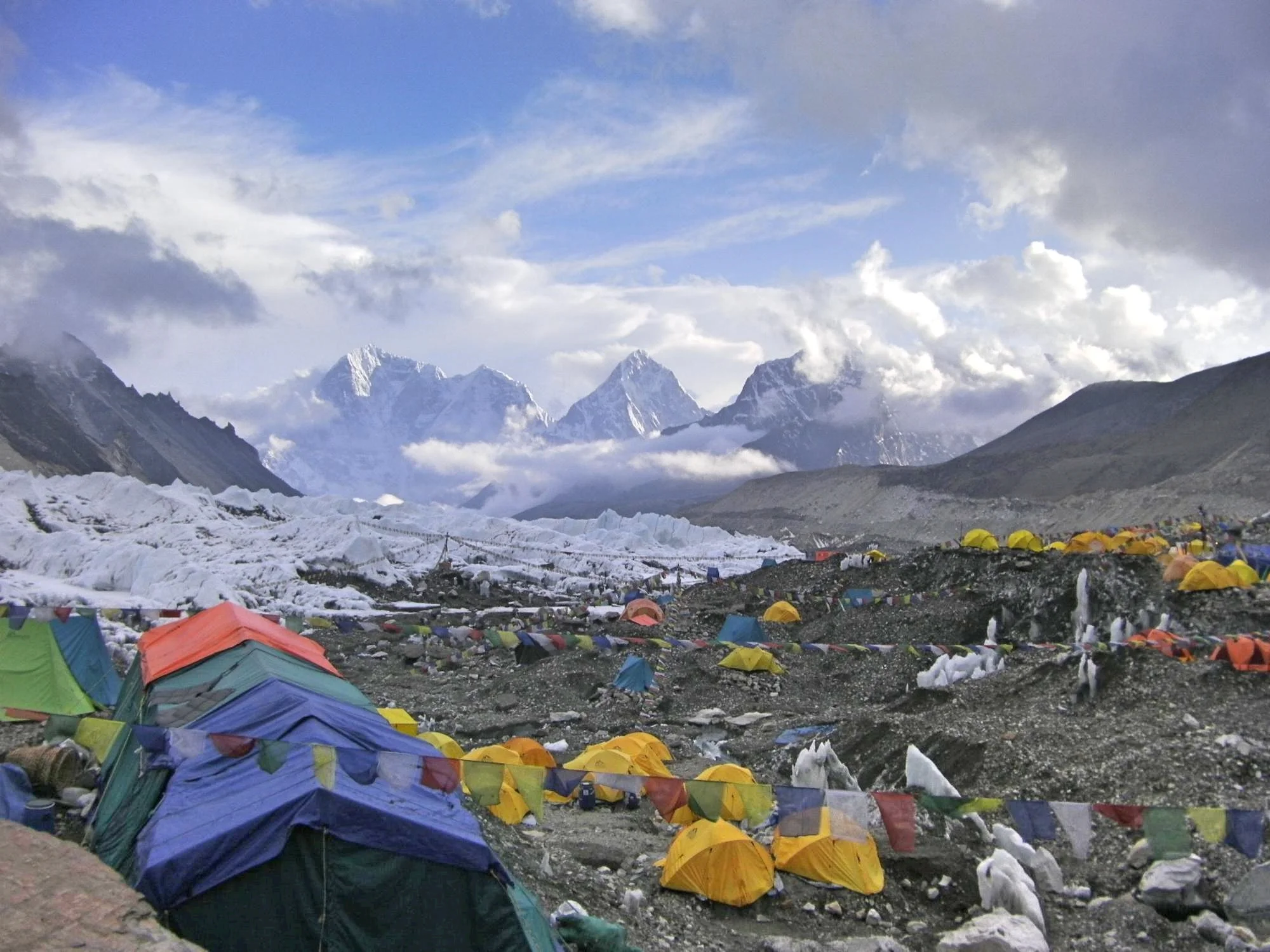 nepal_everest-base-camp-looking-down-khumbu-from-basecamp.jpg