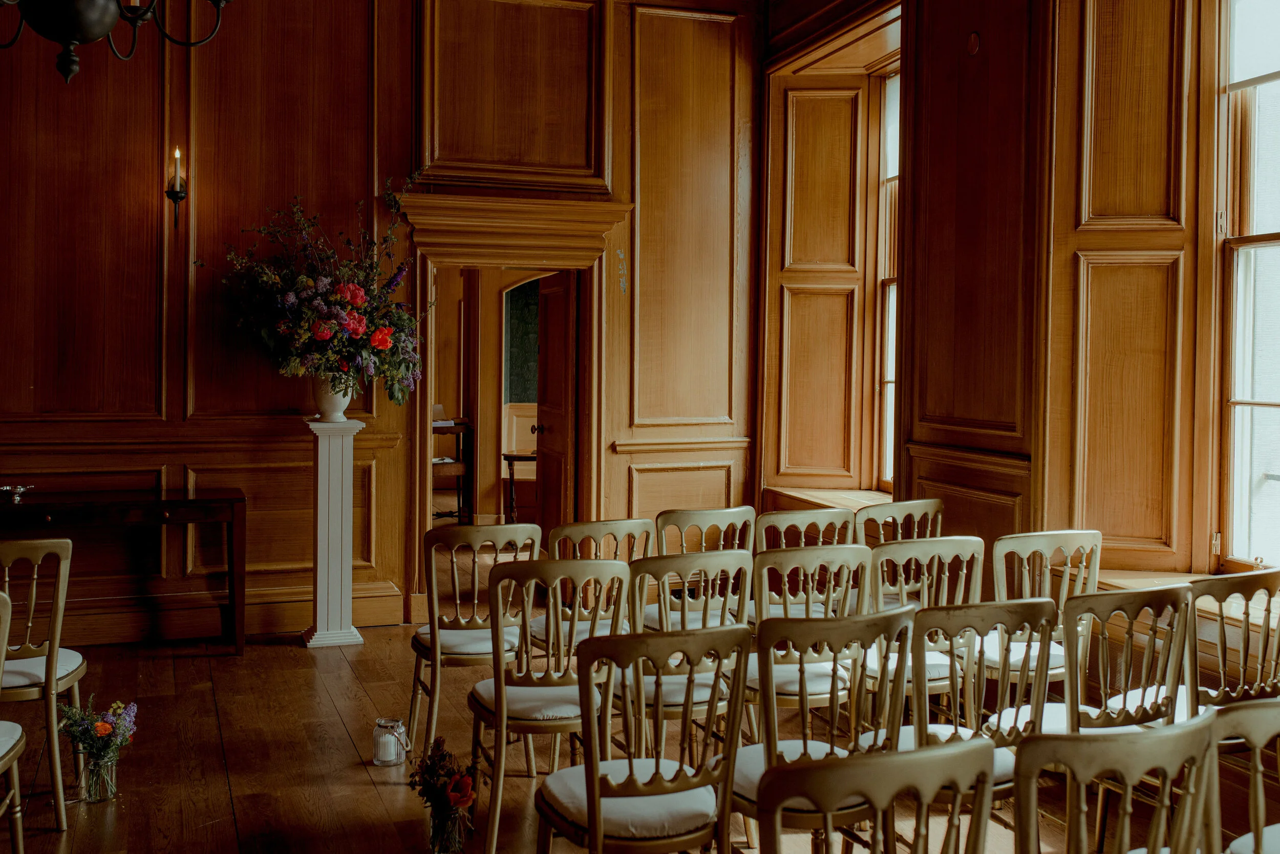 Wild flower inspiration: spring brights at Riddles Court in Edinburgh ...