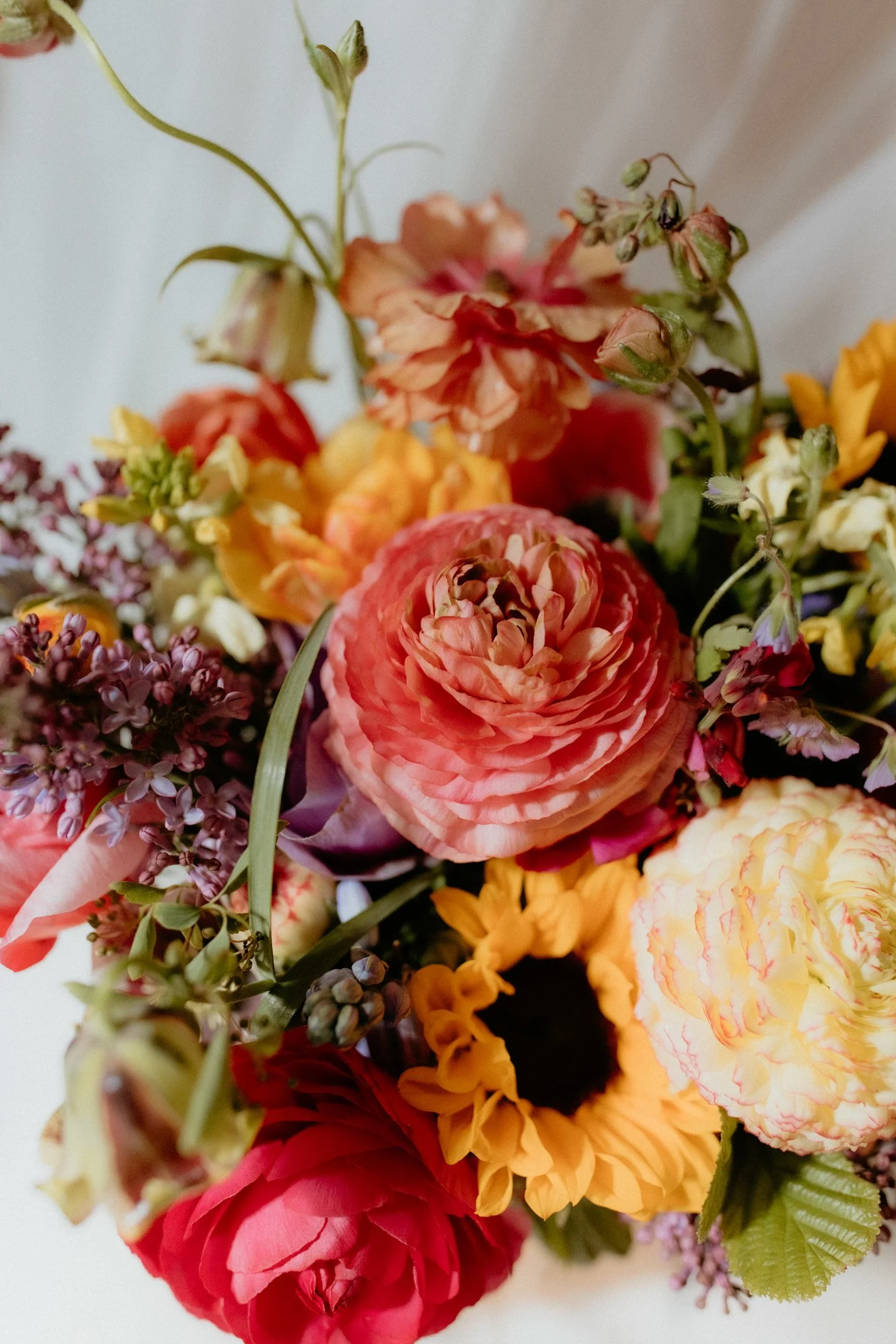 Colourful spring wedding flowers the byre inchyra (7).jpg