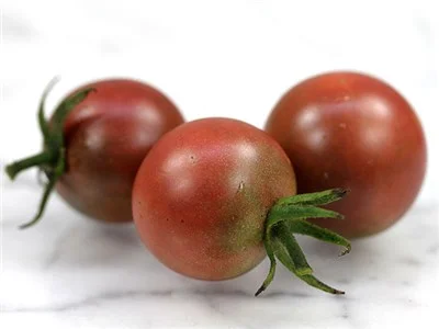 BLACK CHERRY Small Black Cherry Tomato