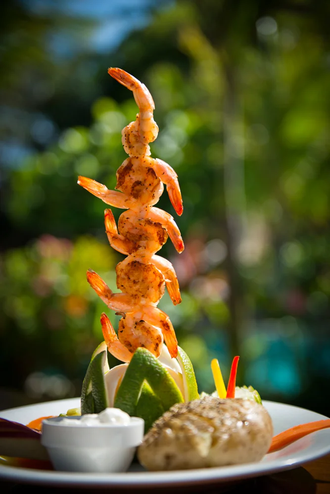 pineapples restaurant at ramon's village resort