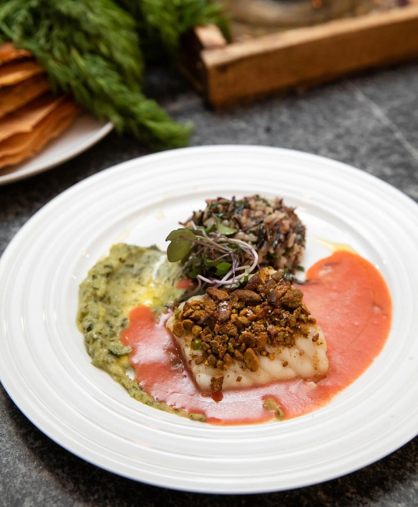 This warm air smells like a hint of strawberries. 📸 @kariherer 

#privatechef, #summervibes☀️, #seafood, #foodgasm, #foodporn, #mainelife, #maine, #mainevacation, #chefsoninstagram, #chefstable