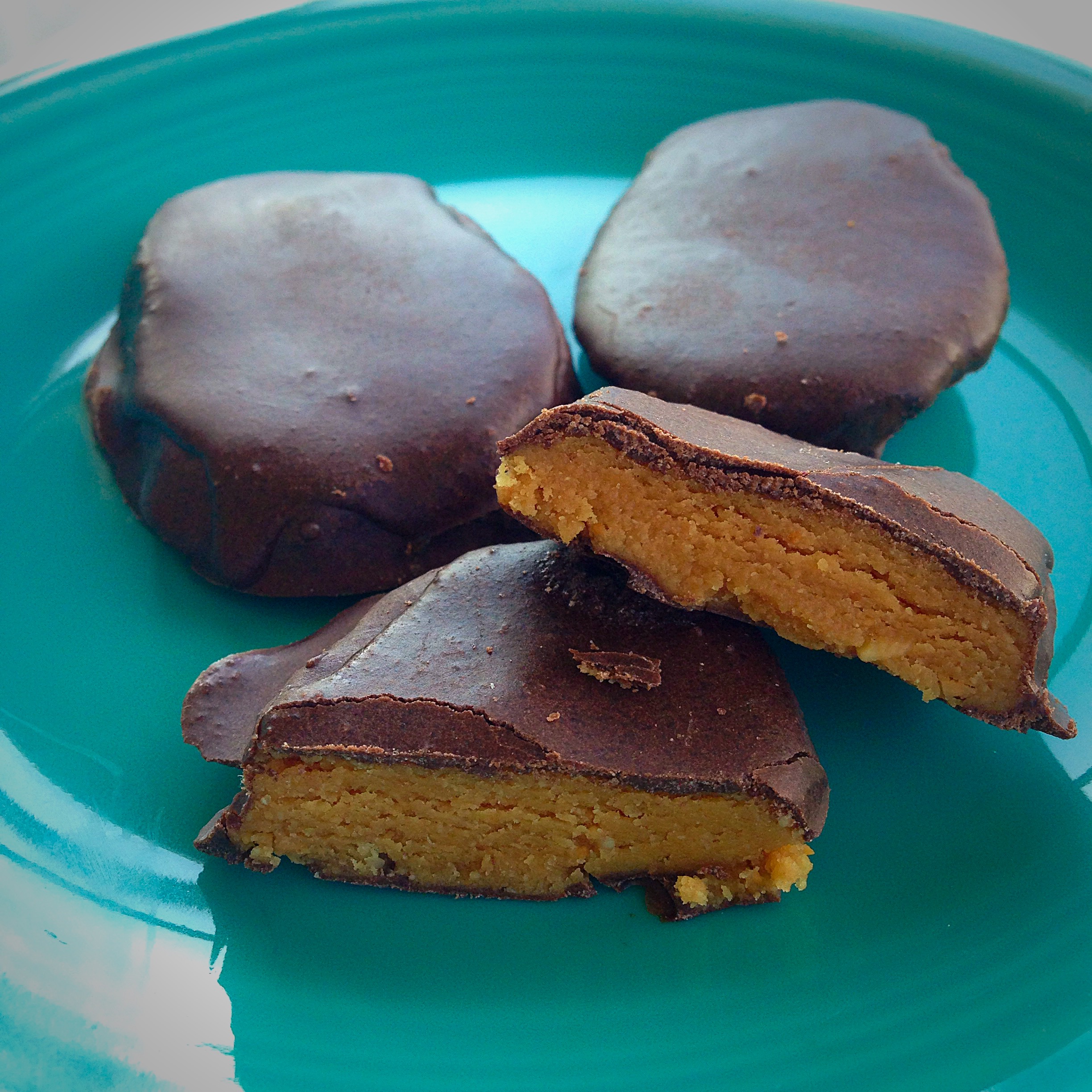 Chocolate Shakeology Peanut Butter Eggs