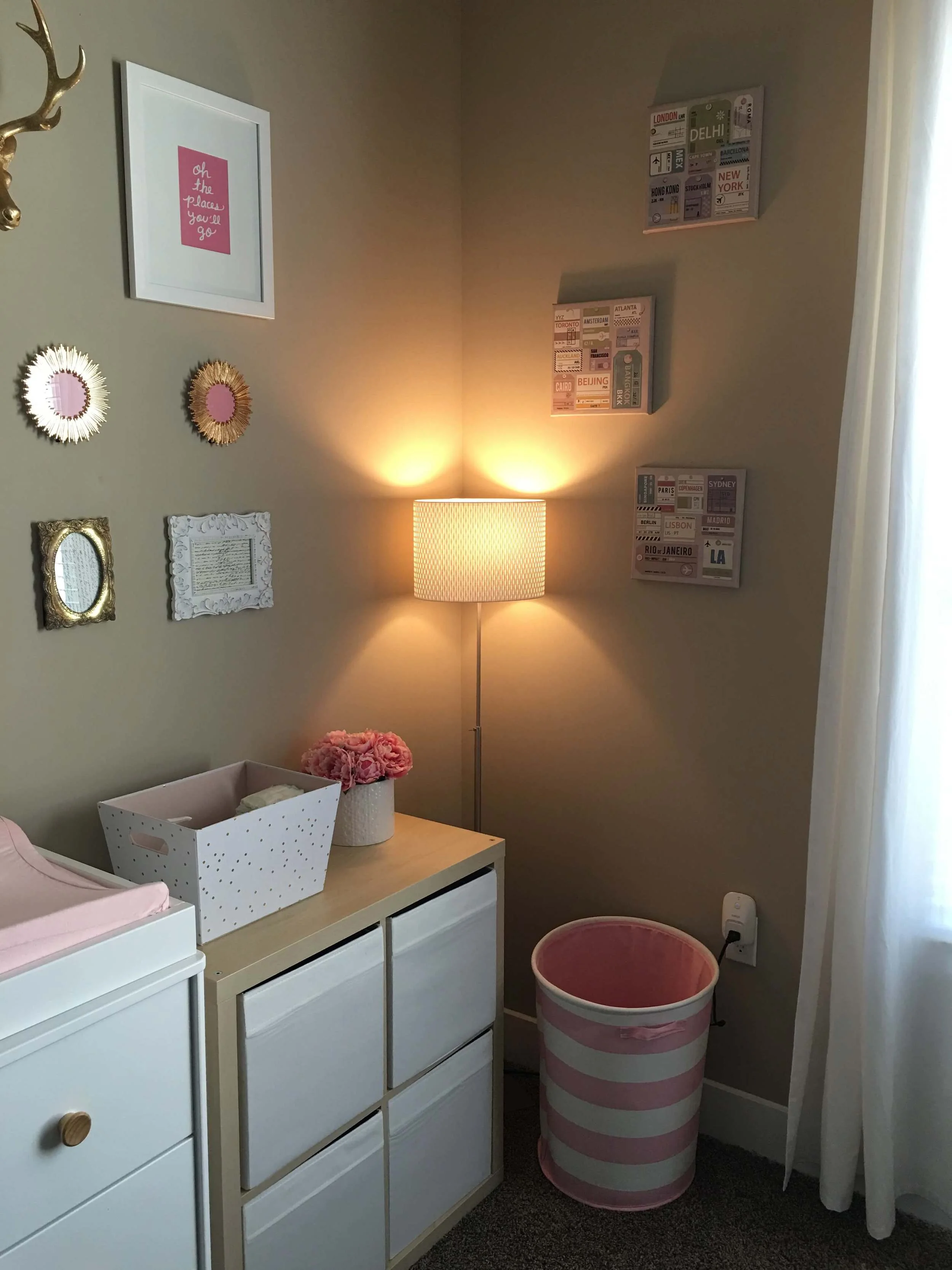 baby girl nursery decor
