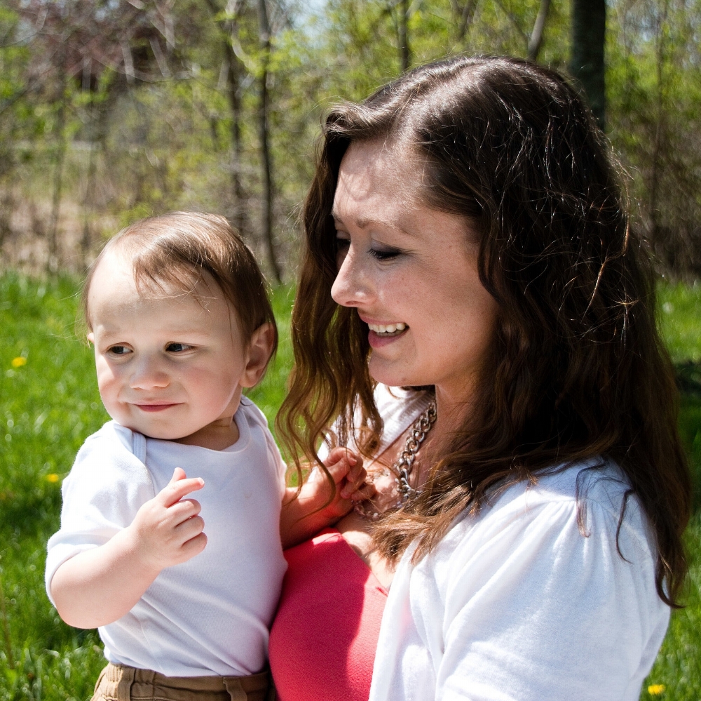 Mother's Day Mini Sessions May 12th, 2017 BOOK NOW!