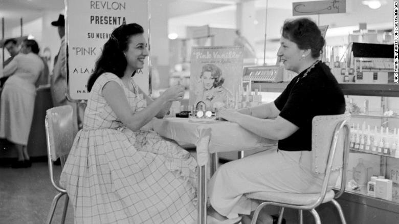 181012191101-101218-sears-history-cosmetics-exlarge-169.jpg