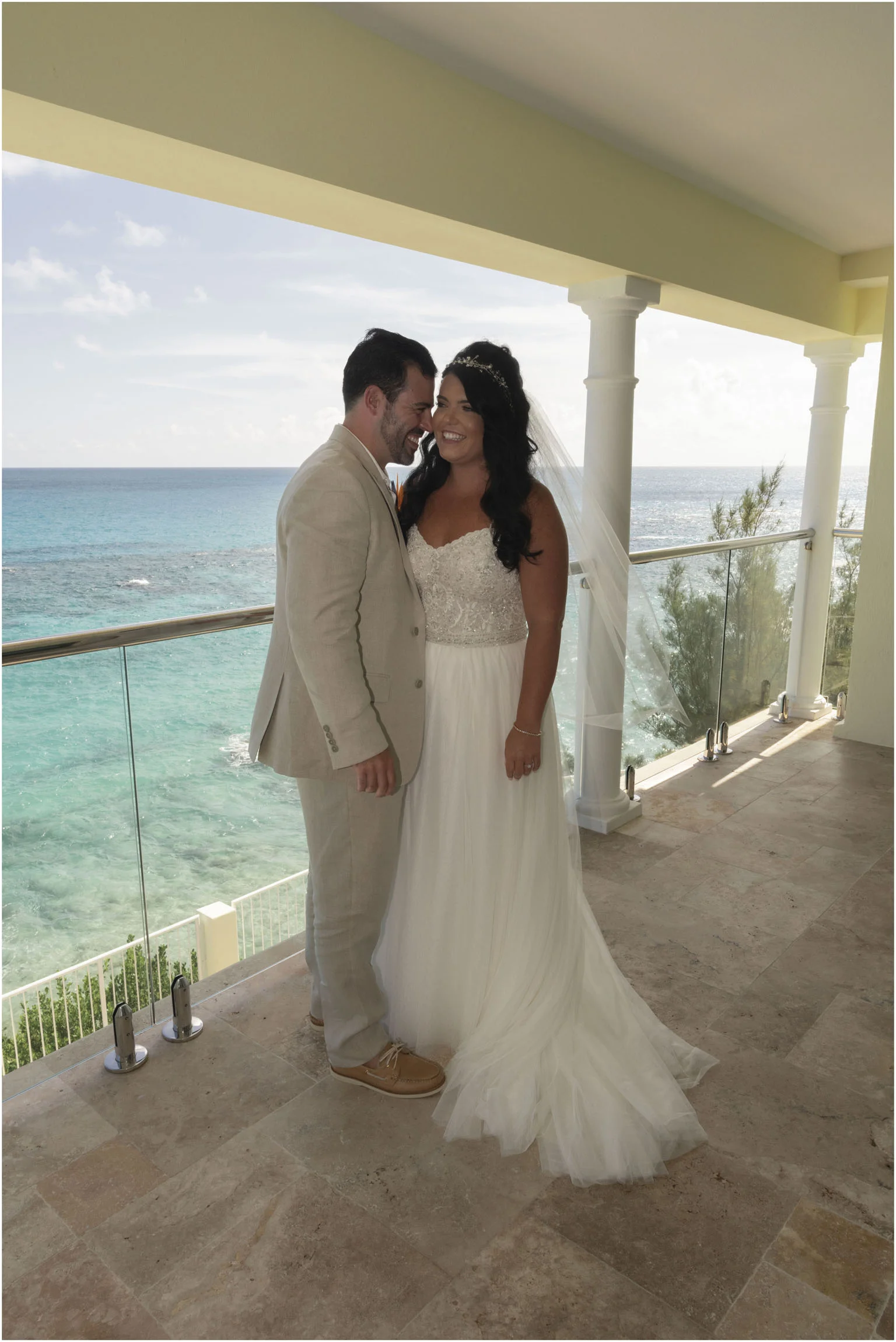 ©FianderFoto_Bermuda_Wedding Photographer_Hamilton_Princess_Brielle_Brandon_064.jpg