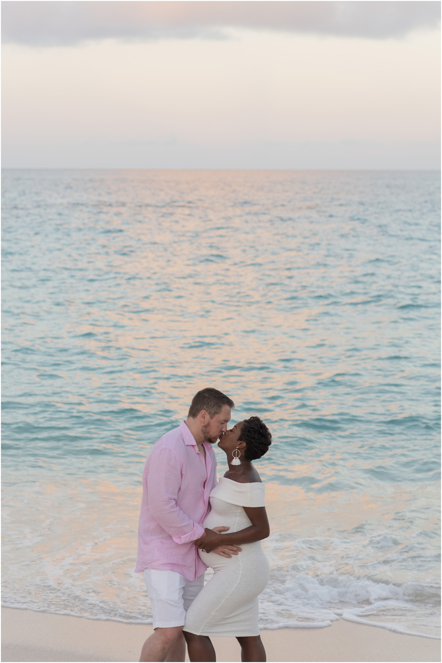 ©FianderFoto_Bermuda Maternity Photographer_Jennifer_Jonathan_045.jpg