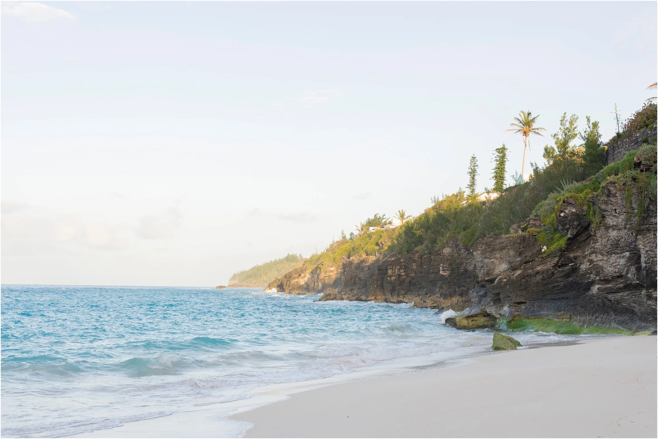 ©FianderFoto_Bermuda_Maternity_Photographer_The Reefs_Jaime__Eric_013.jpg