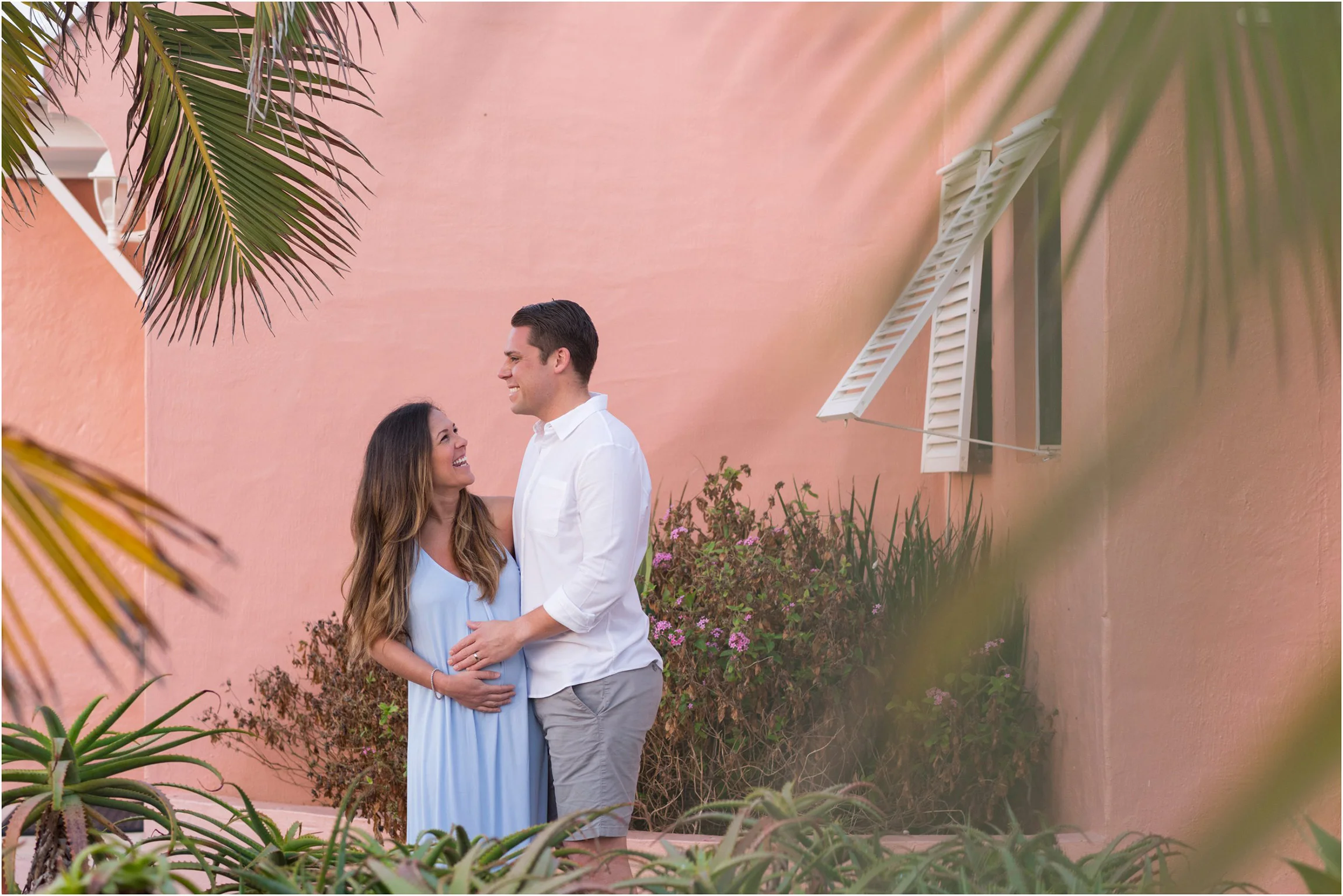 ©FianderFoto_Bermuda_Maternity_Photographer_The Reefs_Jaime__Eric_006.jpg