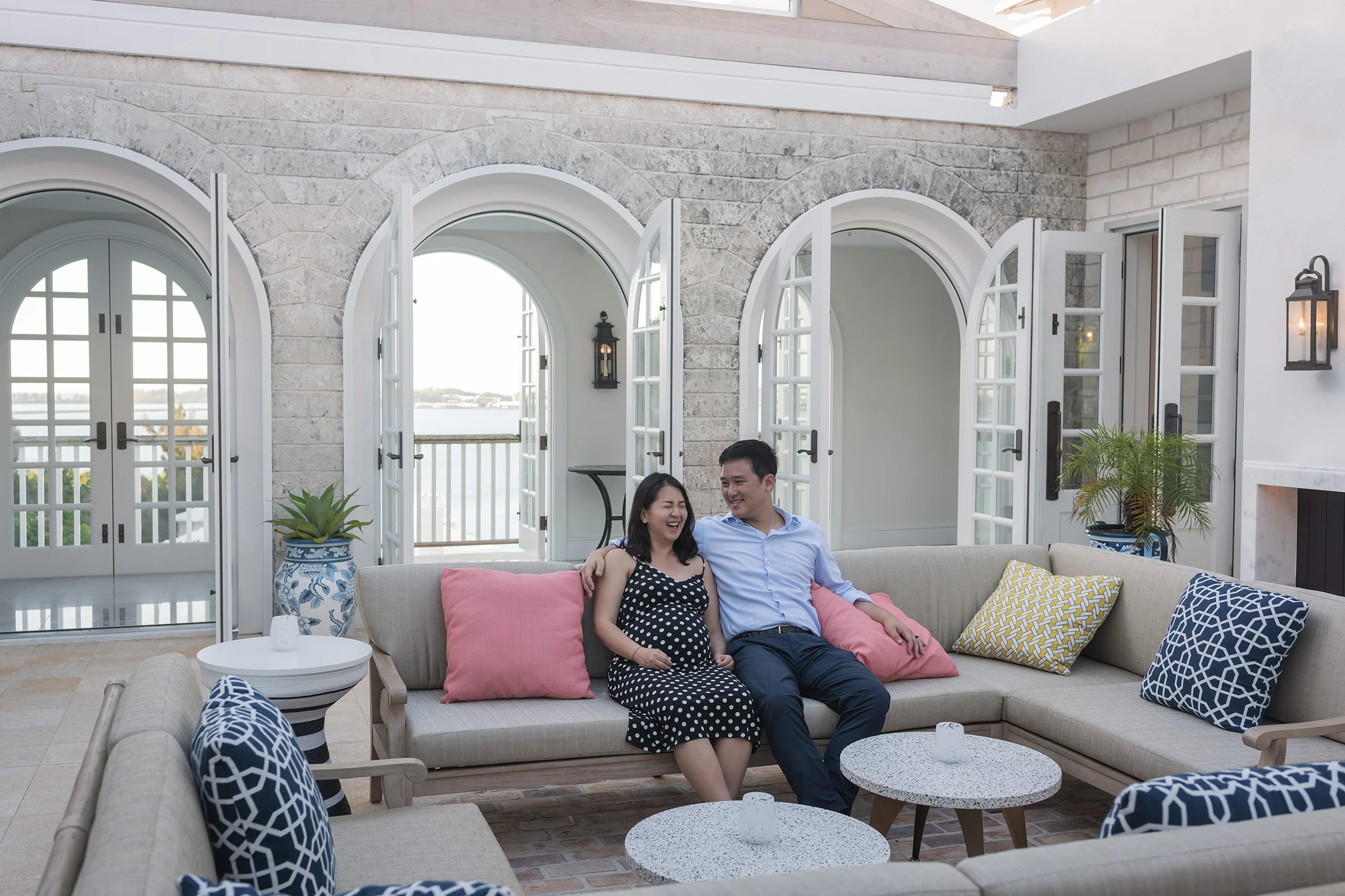 Maternity: Jessica &amp; Hendric - Tucker's Point, Bermuda
