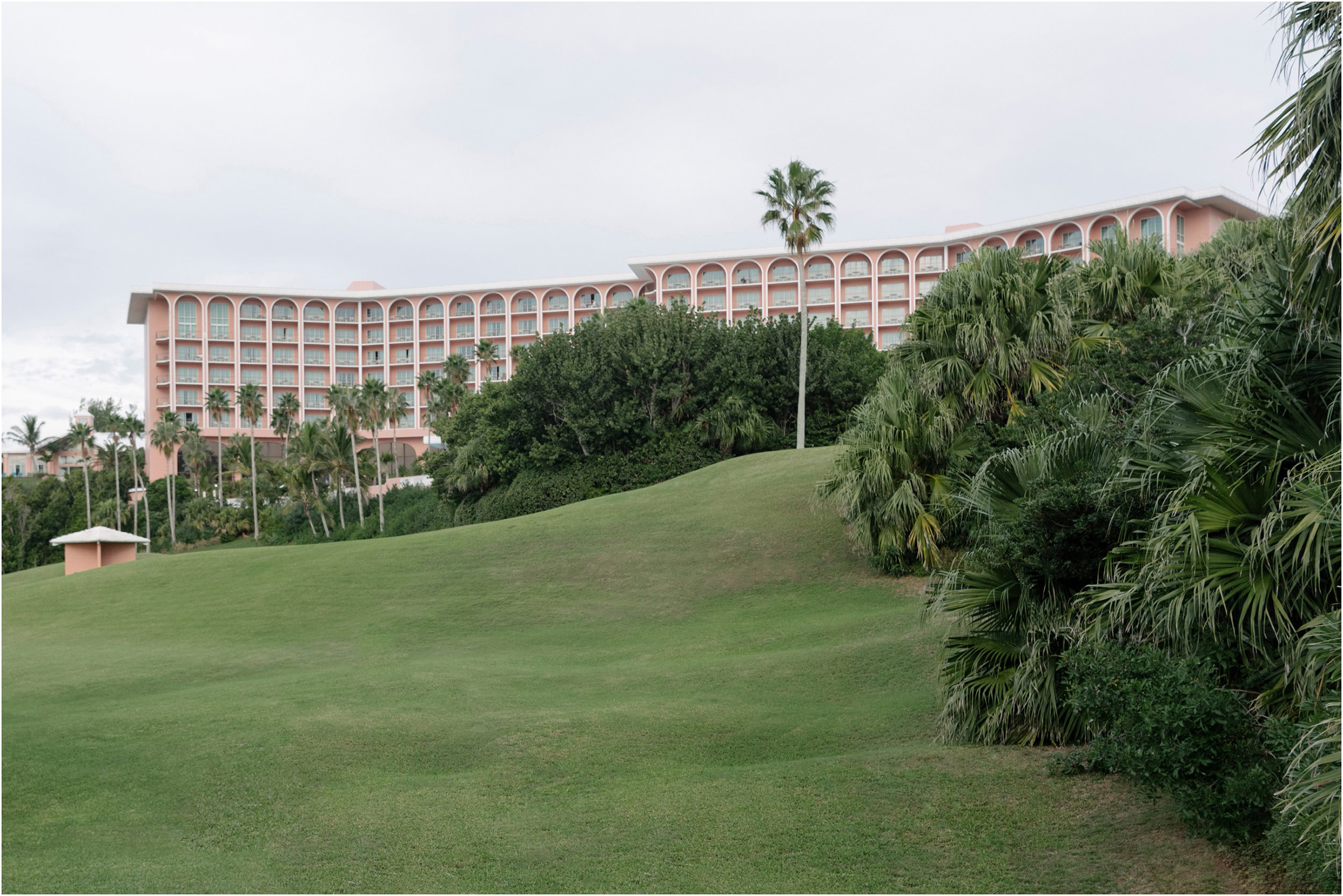 ©FianderFoto_Bermuda Wedding Photographer_Fairmont Southampton_Wedding_Anna_Thomas_001.jpg