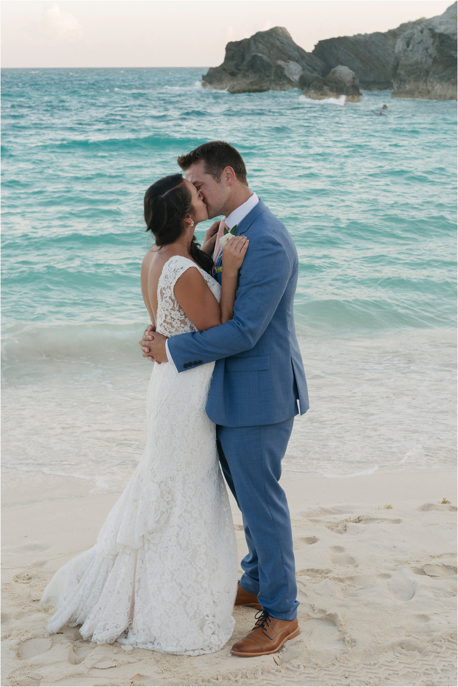 ©FianderFoto_Bermuda Wedding Photographer_Fairmont Southampton_Wedding_Anna_Thomas_093.jpg
