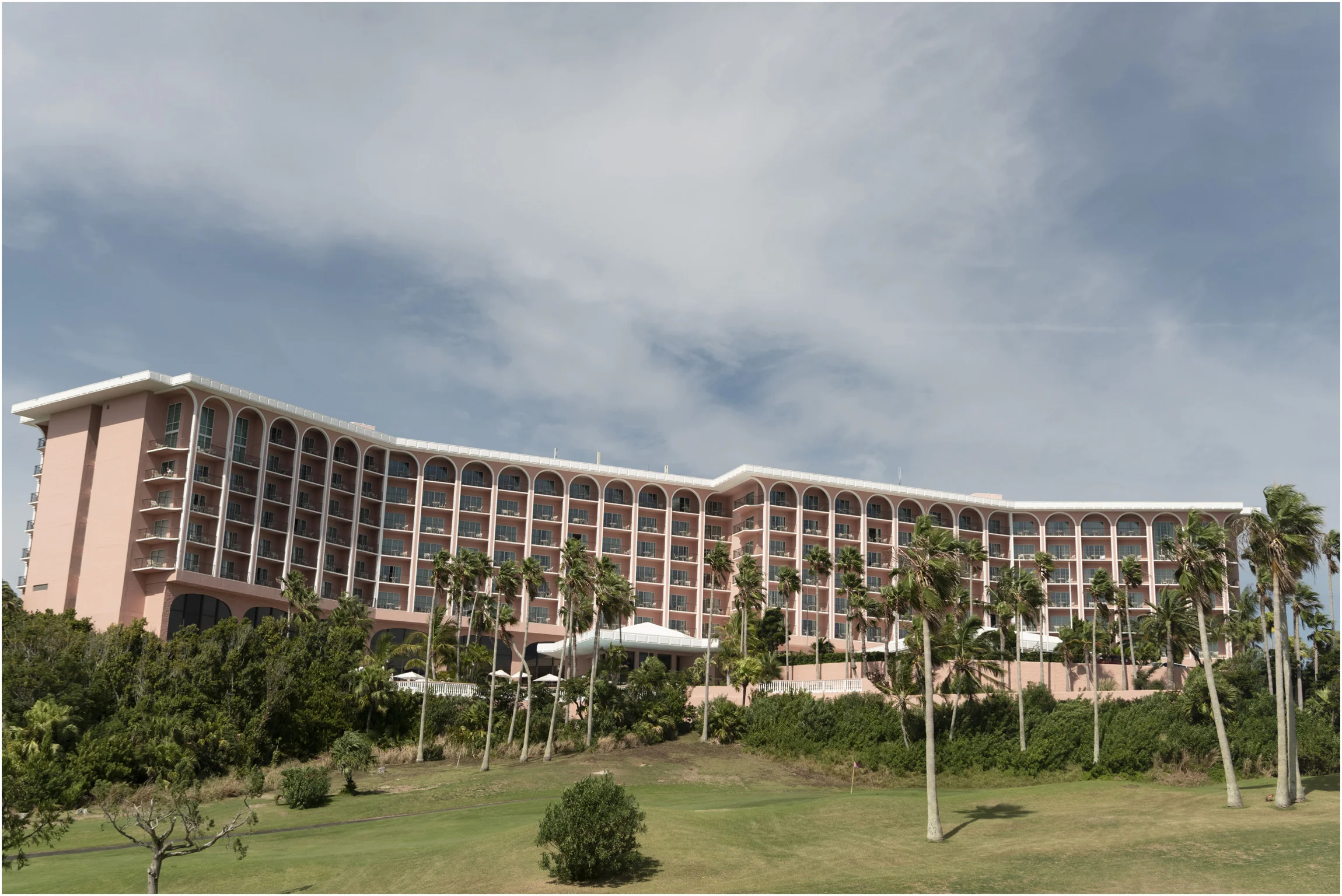 ©Fiander Foto_Bermuda Wedding Photographer_The Reefs_Taylor_Tedd_001.jpg