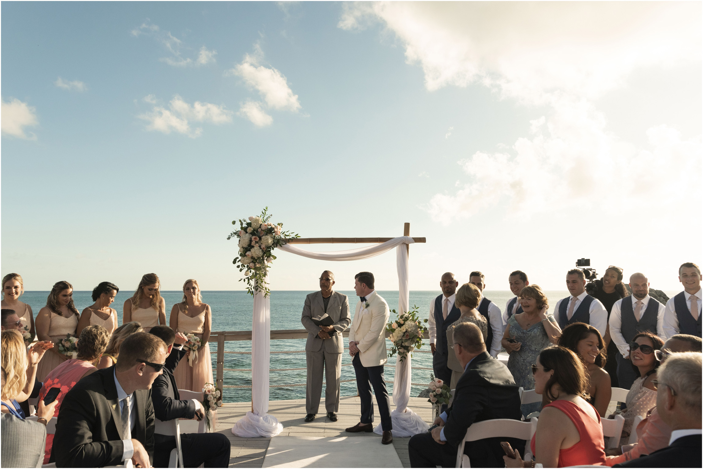 ©Fiander Foto_Bermuda Wedding Photographer_The Reefs_Taylor_Tedd_083.jpg