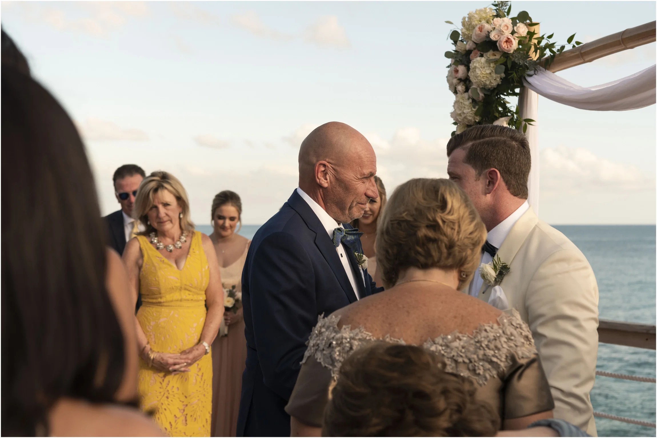 ©Fiander Foto_Bermuda Wedding Photographer_The Reefs_Taylor_Tedd_091.jpg