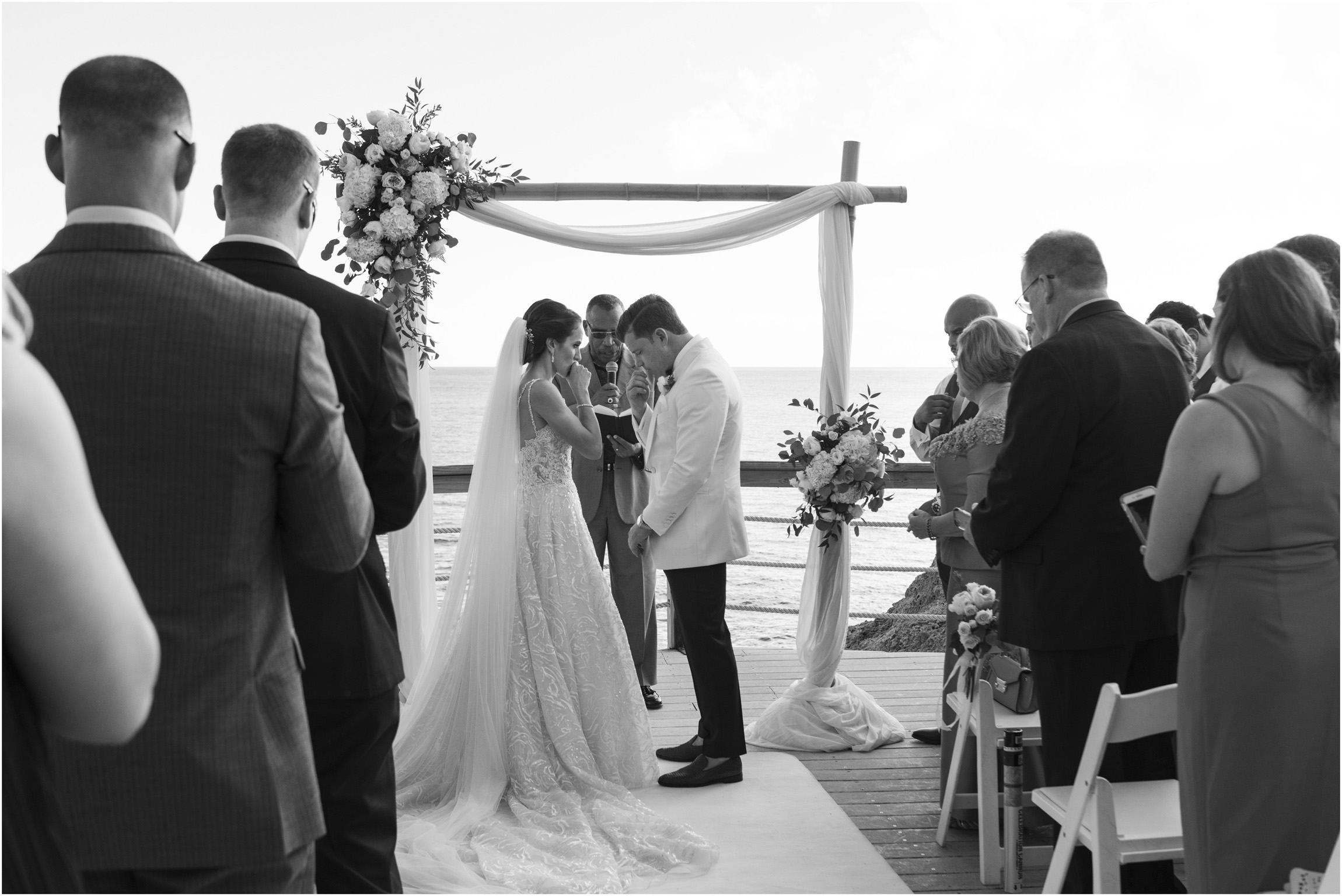 ©Fiander Foto_Bermuda Wedding Photographer_The Reefs_Taylor_Tedd_093.jpg