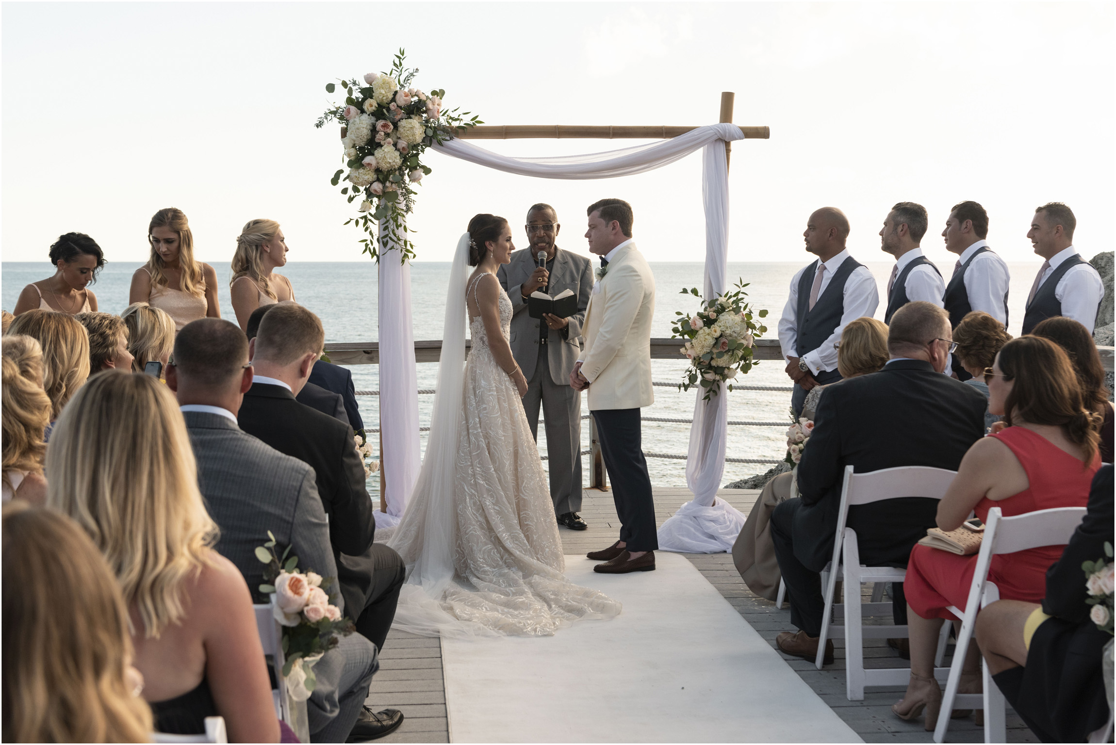 ©Fiander Foto_Bermuda Wedding Photographer_The Reefs_Taylor_Tedd_095.jpg