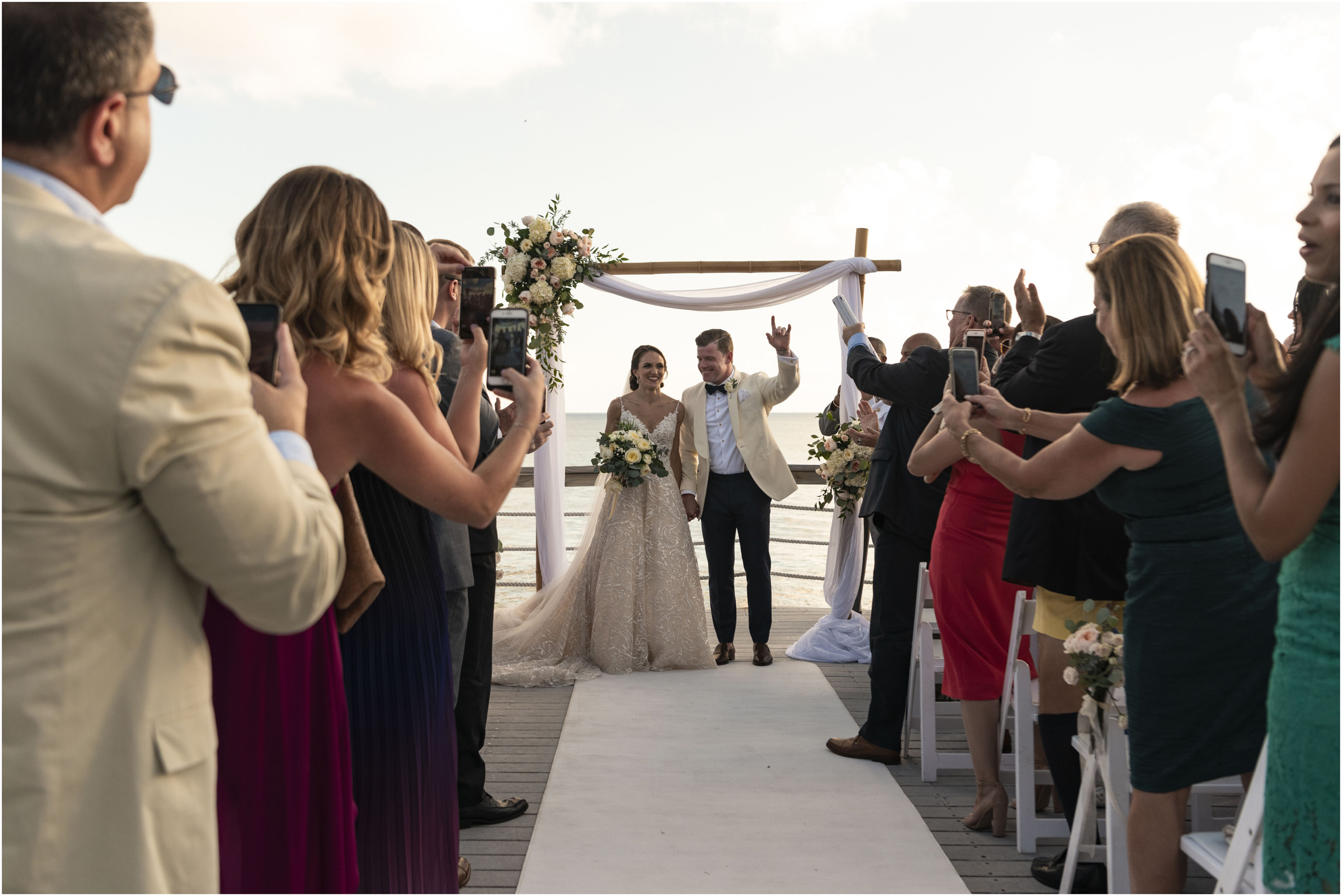 ©Fiander Foto_Bermuda Wedding Photographer_The Reefs_Taylor_Tedd_113.jpg