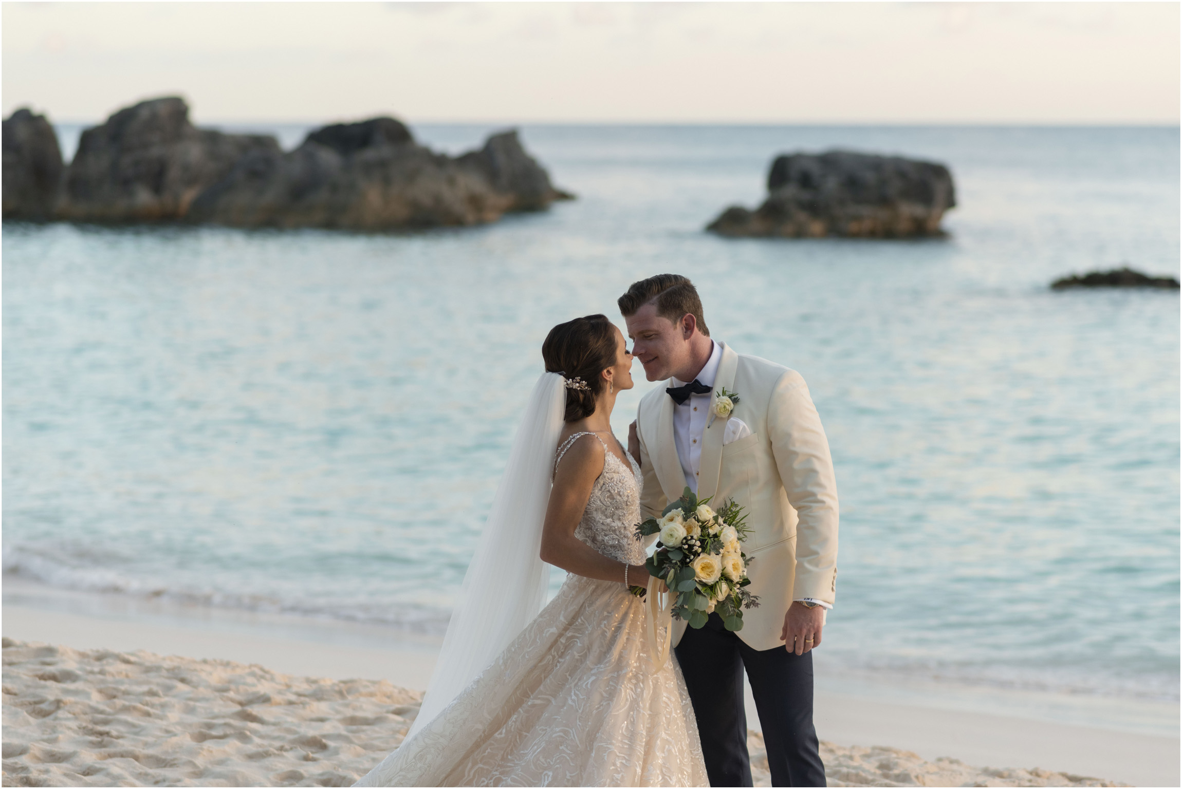 ©Fiander Foto_Bermuda Wedding Photographer_The Reefs_Taylor_Tedd_134.jpg