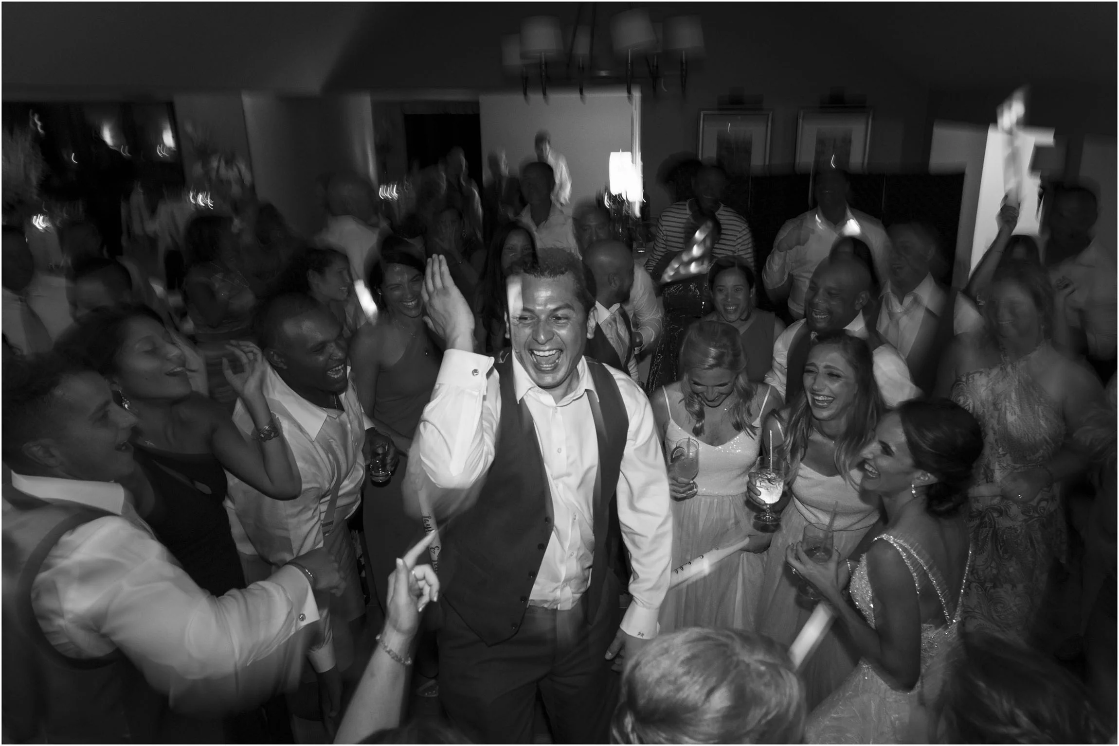 ©Fiander Foto_Bermuda Wedding Photographer_The Reefs_Taylor_Tedd_176.jpg