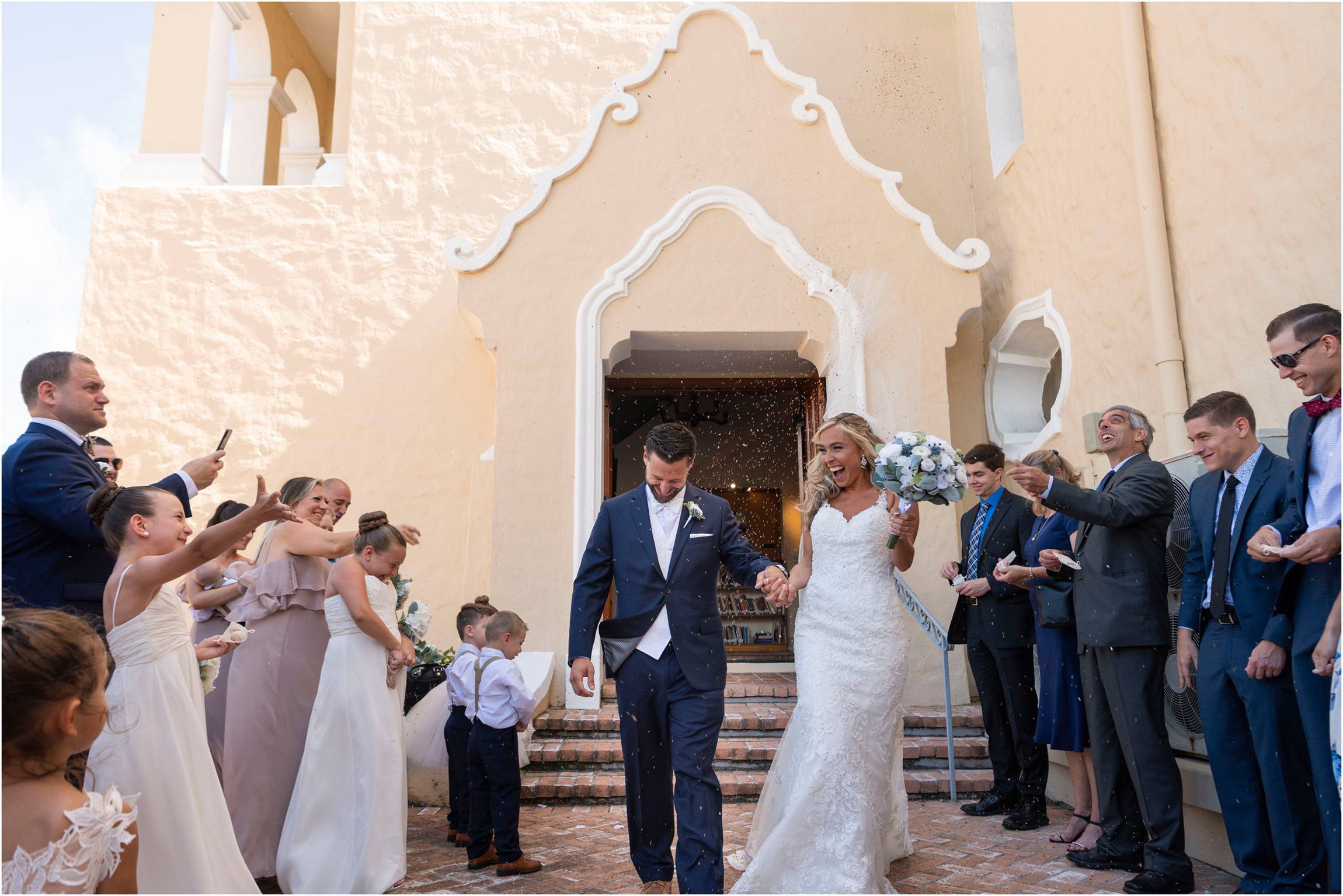 ©FianderFoto_Destination_Wedding_Photographer_Bermuda_Wedding_Photographer_Jaclyn_Anthony__Grotto Bay_077.jpg