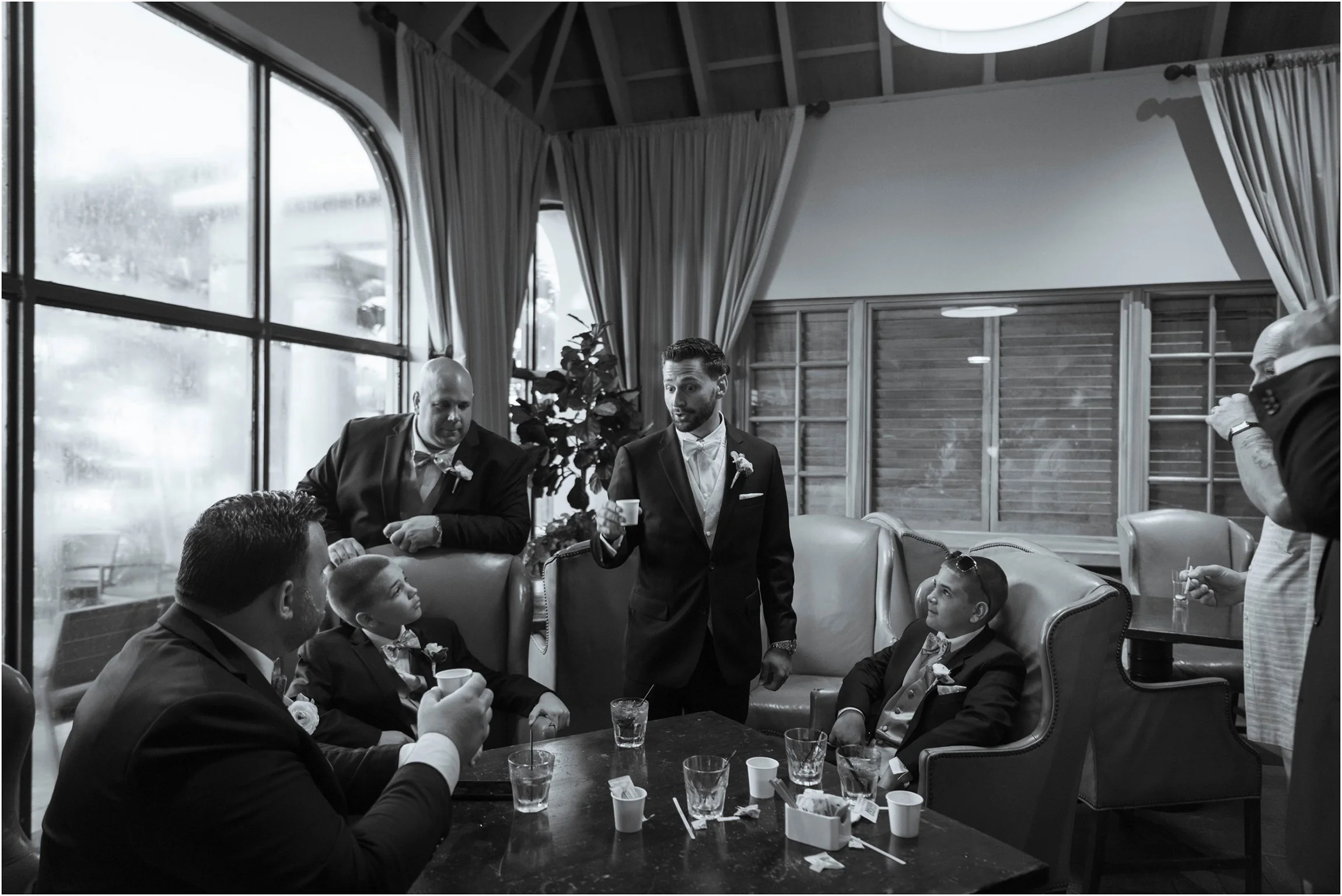 ©FianderFoto_Destination_Wedding_Photographer_Bermuda_Wedding_Photographer_Jaclyn_Anthony__Grotto Bay_108.jpg