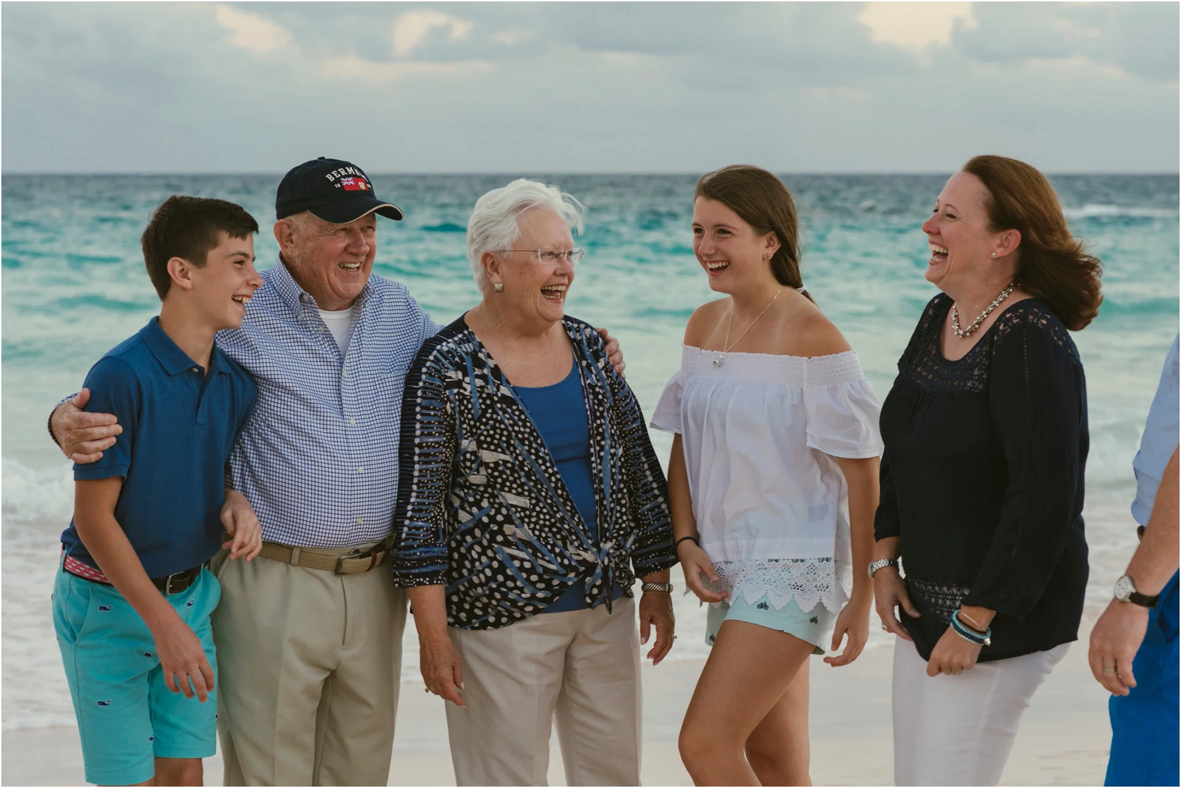 Fiander Foto_Bermuda Photographer_Horseshoe Bay Beach__Alicia's Family_019.jpg