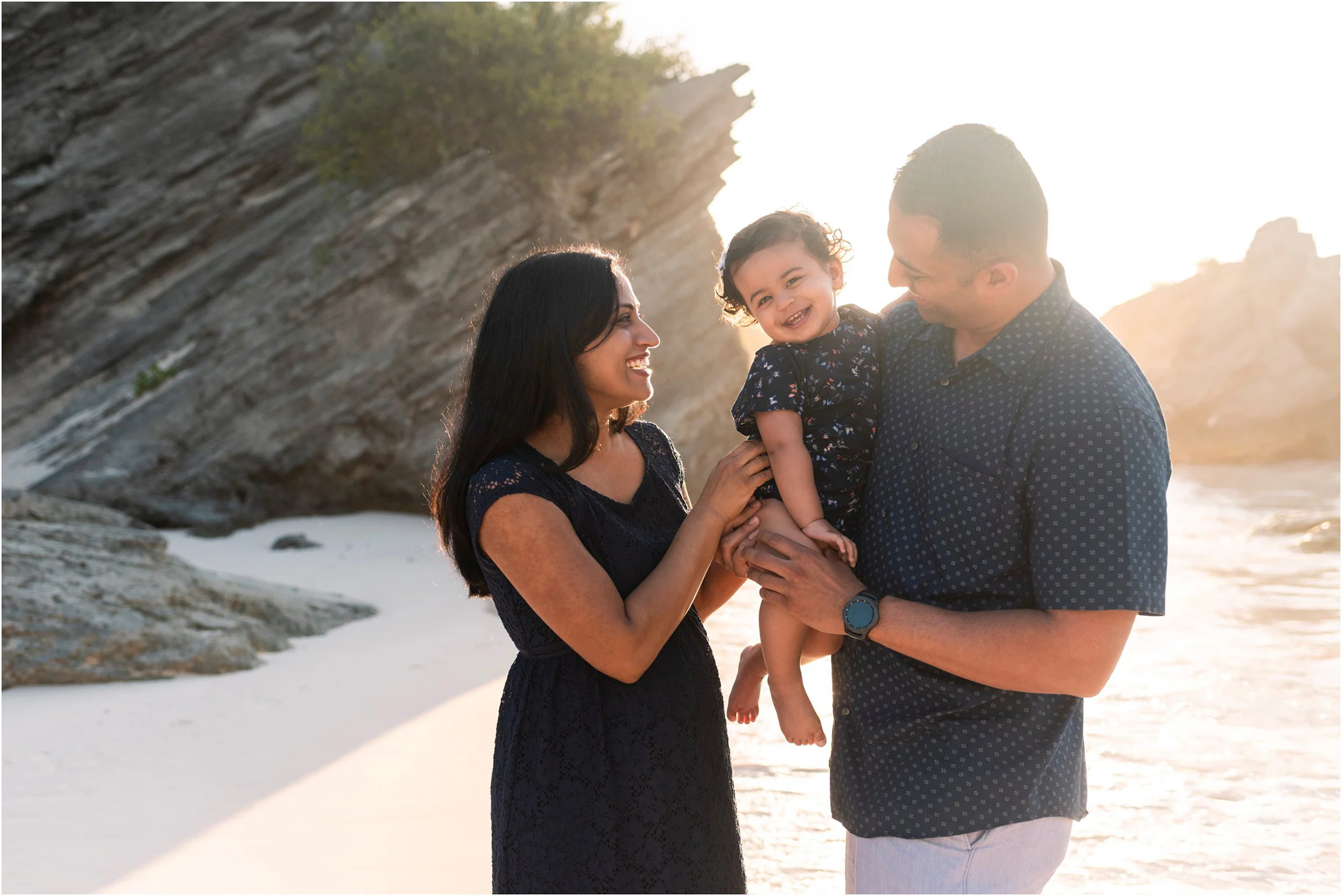 Babymoon: Bentsey & Jobin - Horseshoe Bay Beach