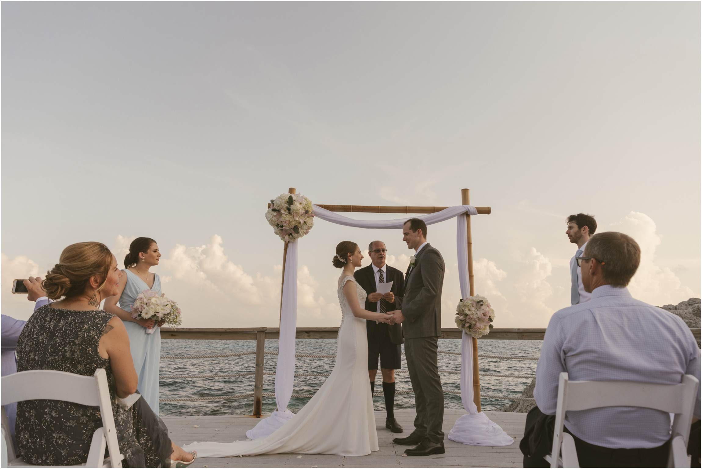 ©FianderFoto_Caribbean_Wedding_Photographer_The Reefs_Bermuda_Lauren_Erik_069.jpg